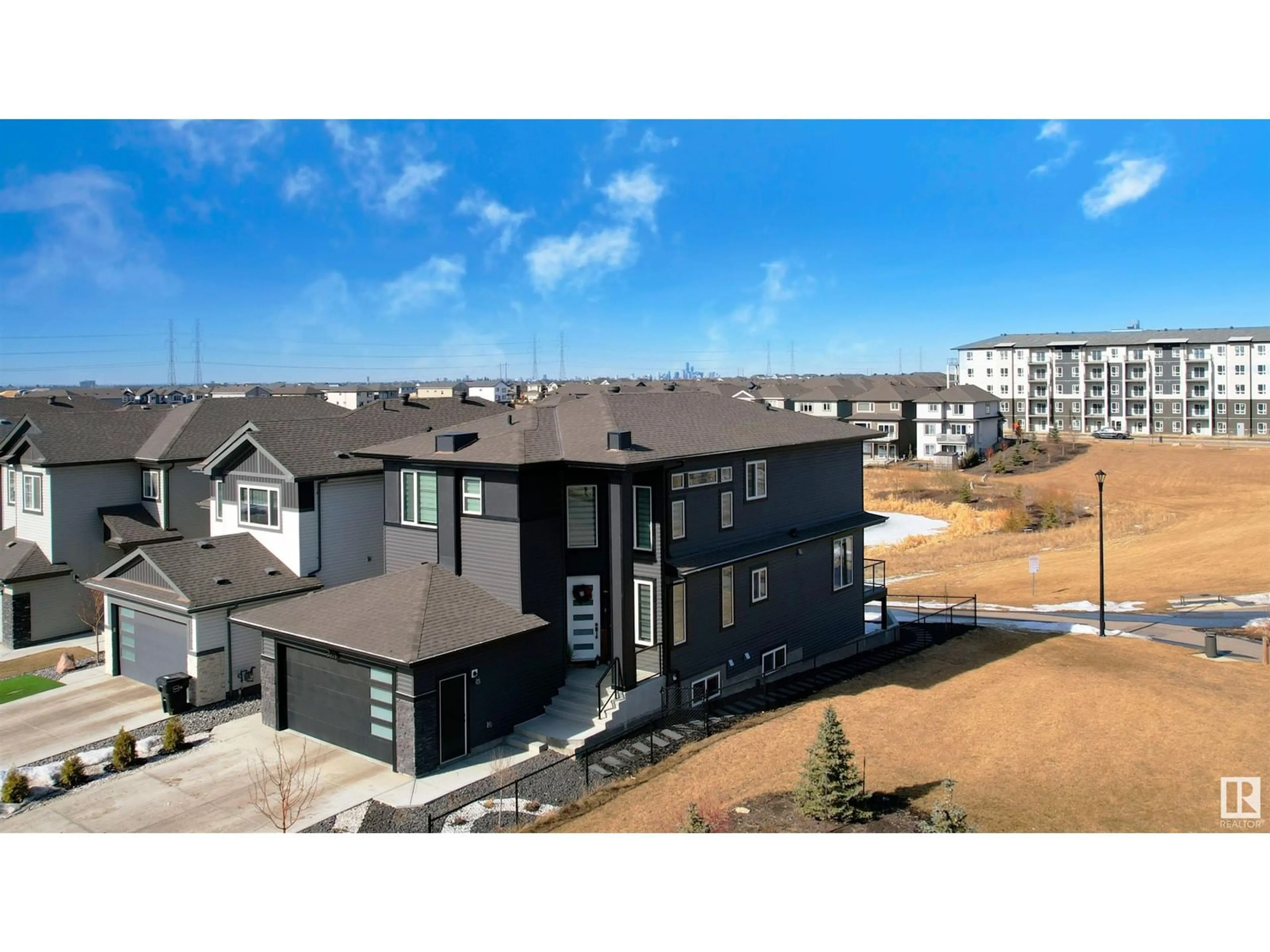 A pic from exterior of the house or condo for 2408 15 AV NW, Edmonton Alberta T6T2L3