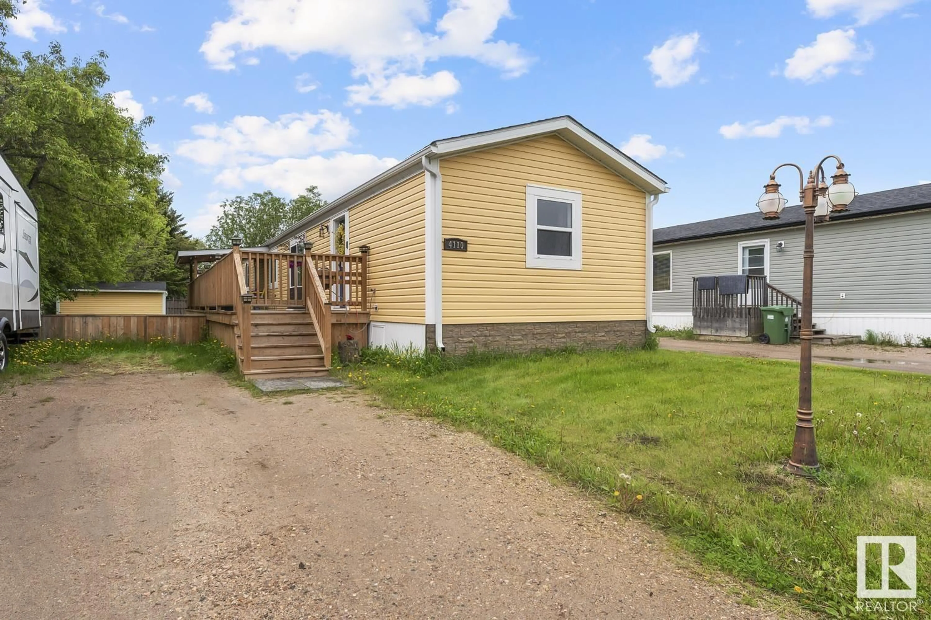 Frontside or backside of a home for 4110 49 AV, Bonnyville Town Alberta T9N1G2