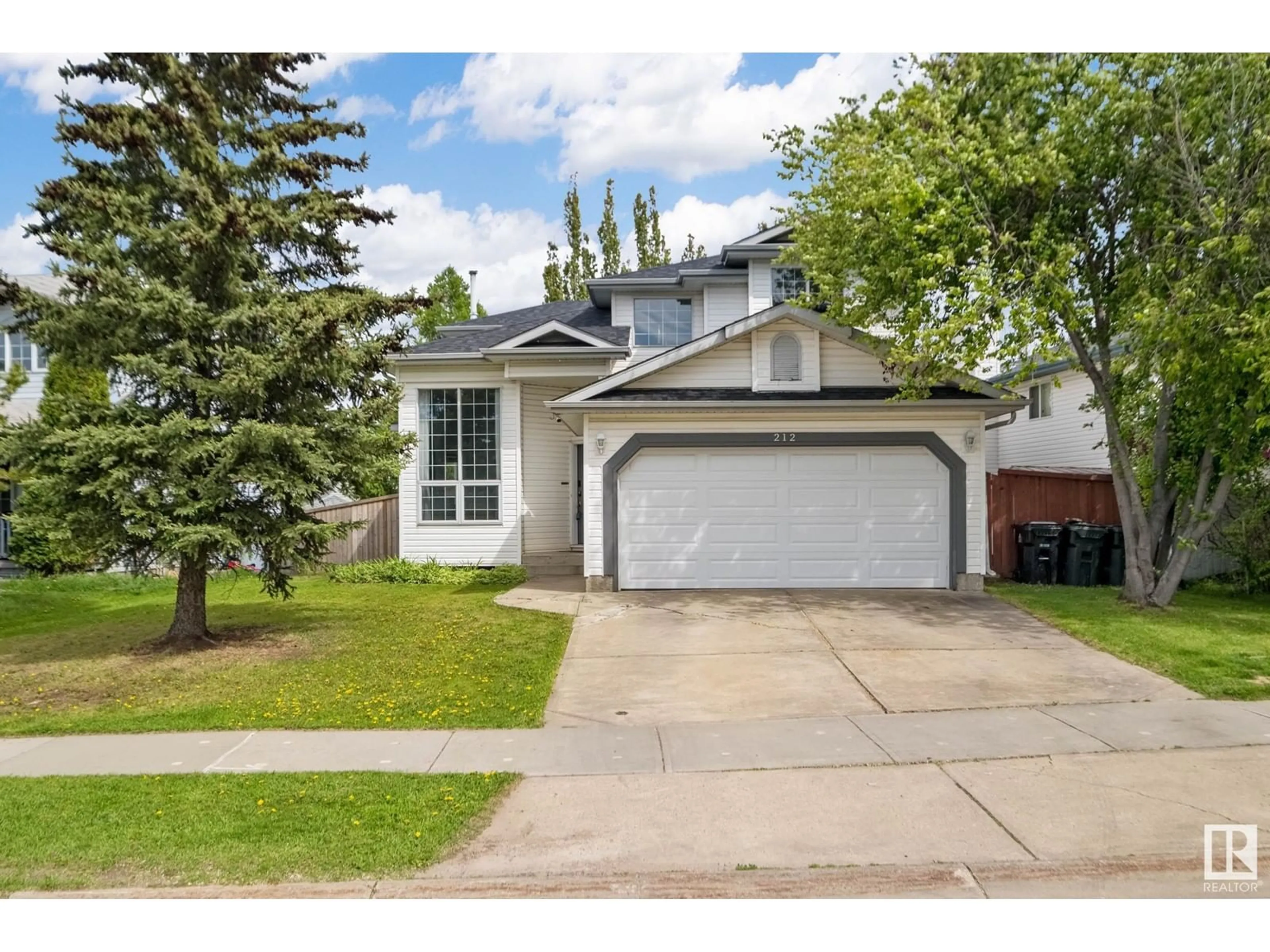 Frontside or backside of a home for 212 LAKELAND DR, Spruce Grove Alberta T7X3W7