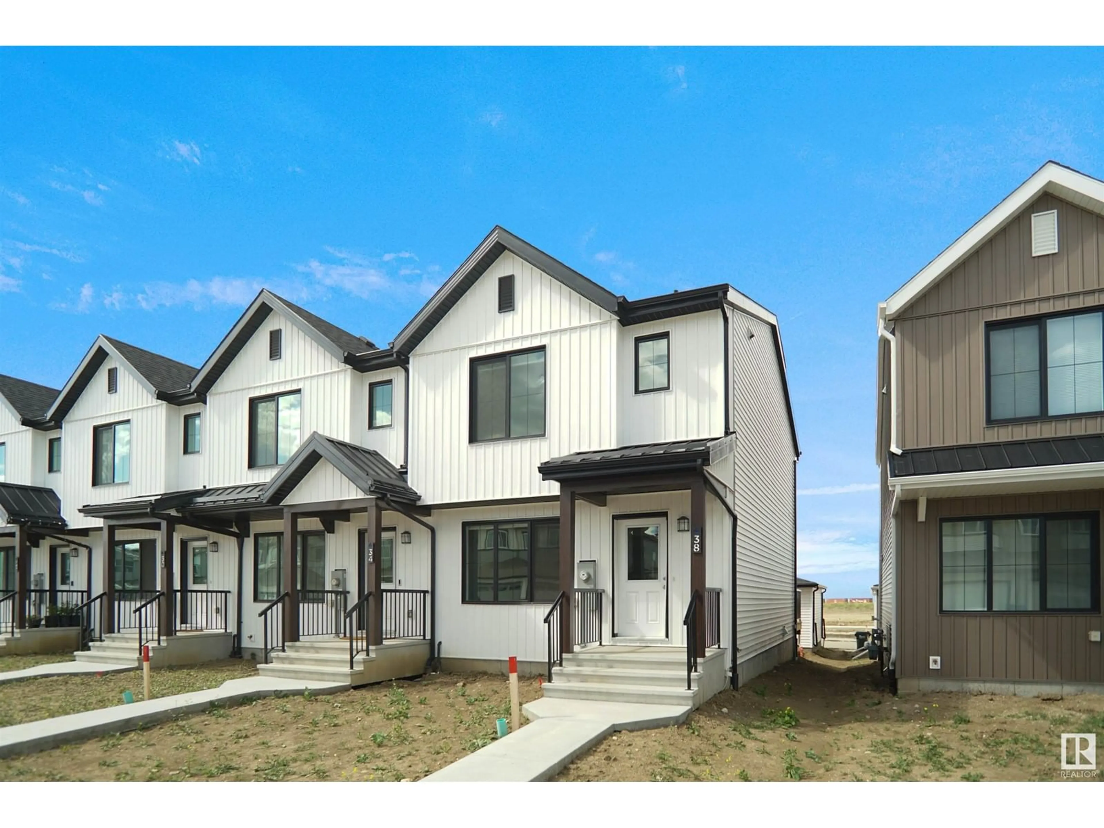 A pic from exterior of the house or condo for 38 SIGNET RD, Sherwood Park Alberta T8H0Z5