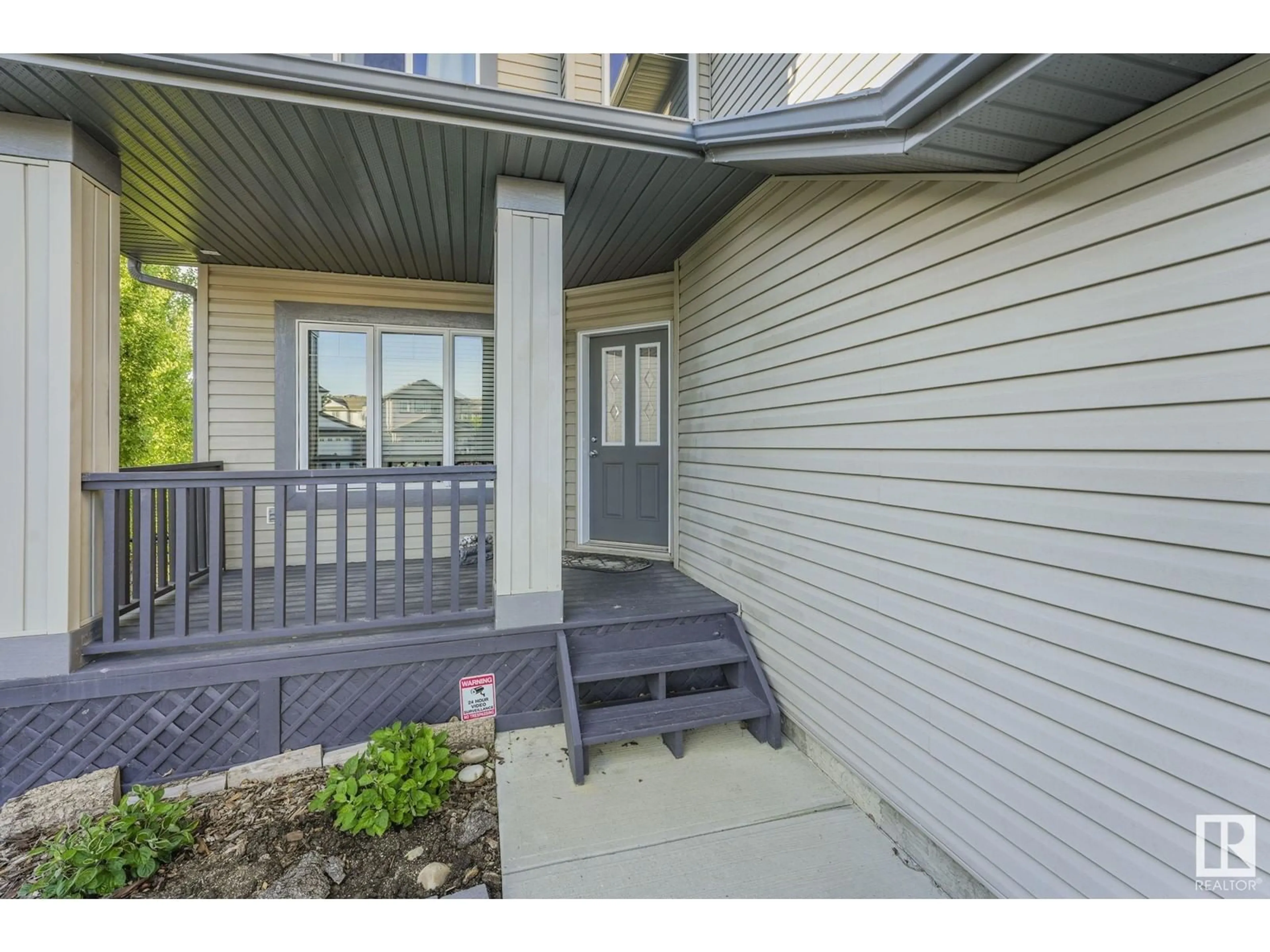 A pic from exterior of the house or condo for 8658 SLOANE CO NW, Edmonton Alberta T6R0K9