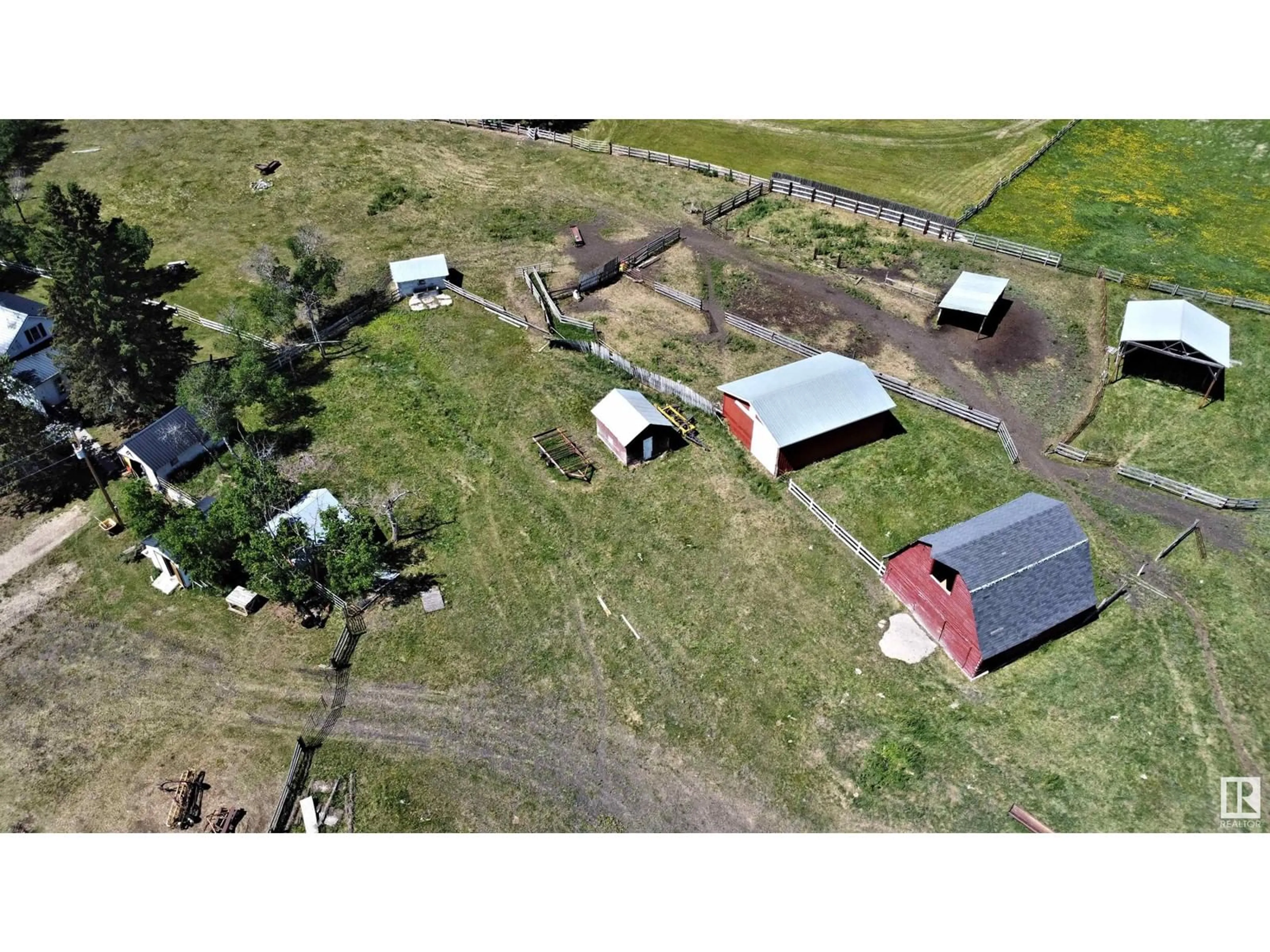 Shed for 58001 RGE RD 90, Rural Lac Ste. Anne County Alberta T0E1N0