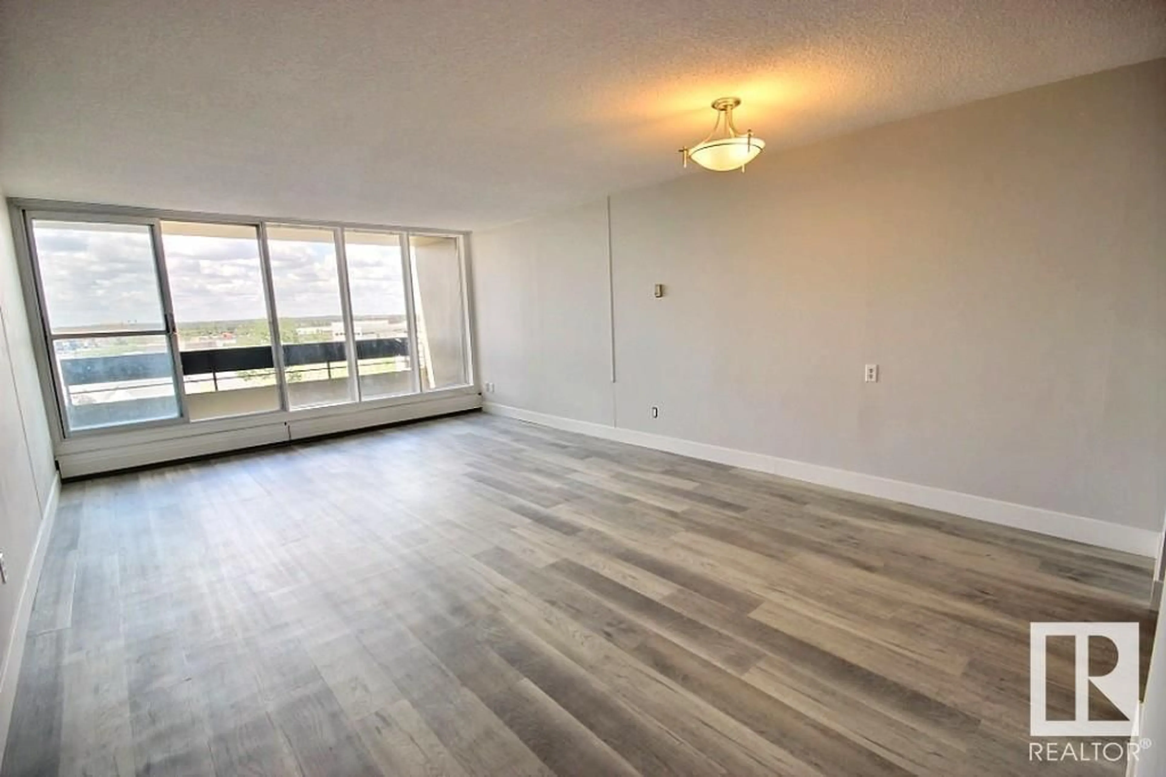 A pic of a room for #67 8745 165 ST NW, Edmonton Alberta T5R2R7