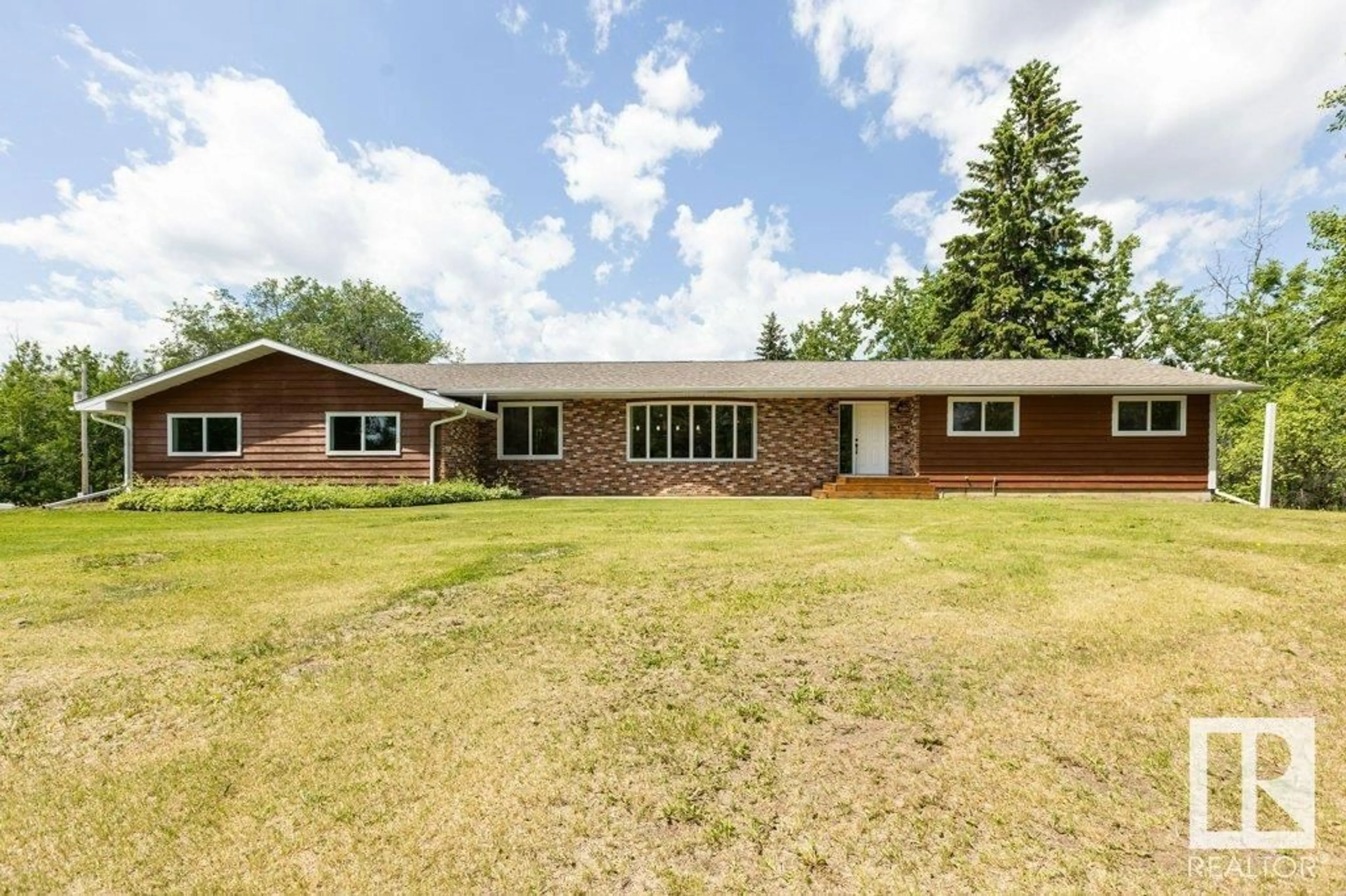 Frontside or backside of a home, the front or back of building for 58328 Rg Rd 243, Rural Westlock County Alberta T0G2J0