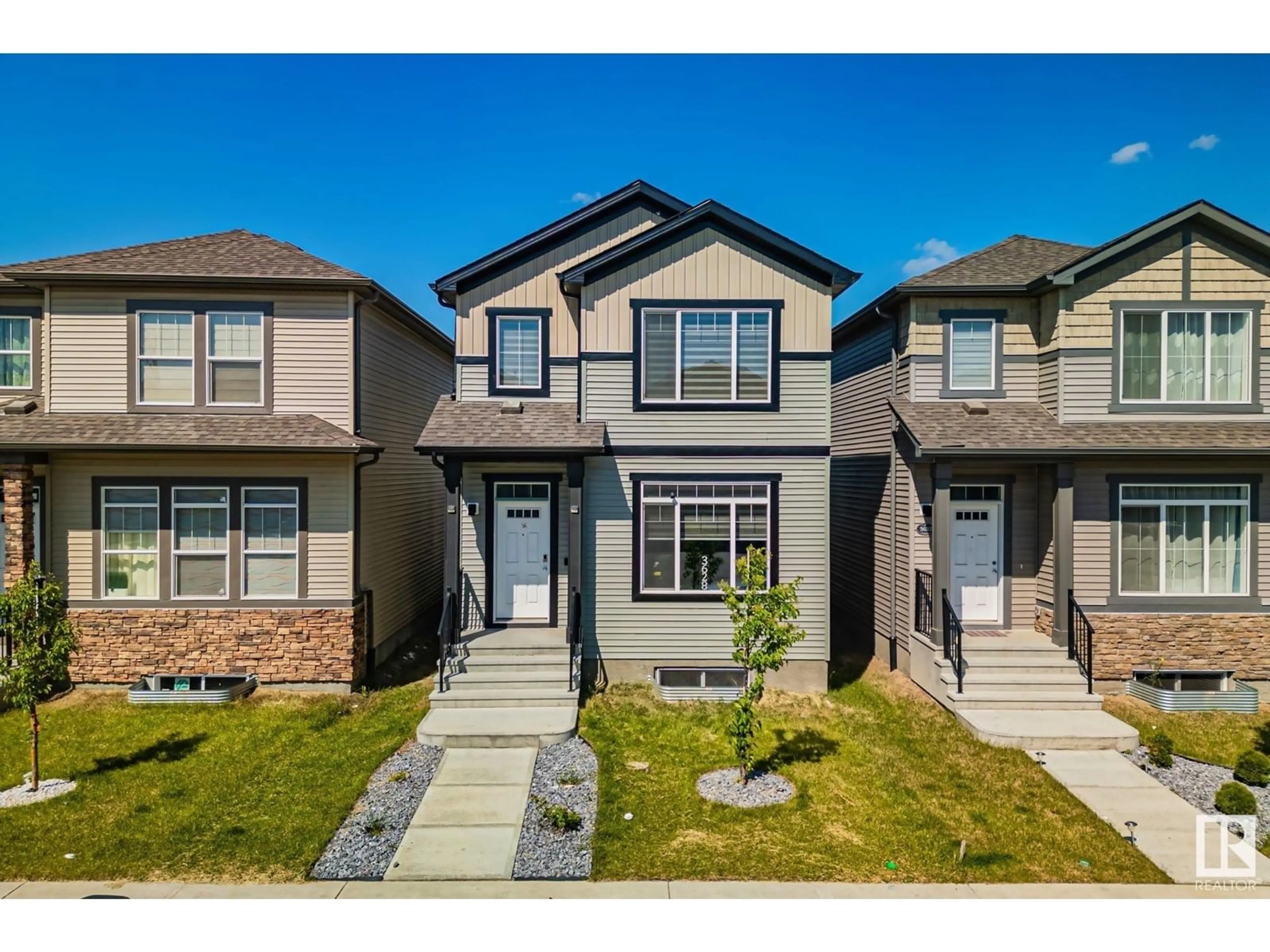 Frontside or backside of a home for 3628 2 ST NW, Edmonton Alberta T6T2L8