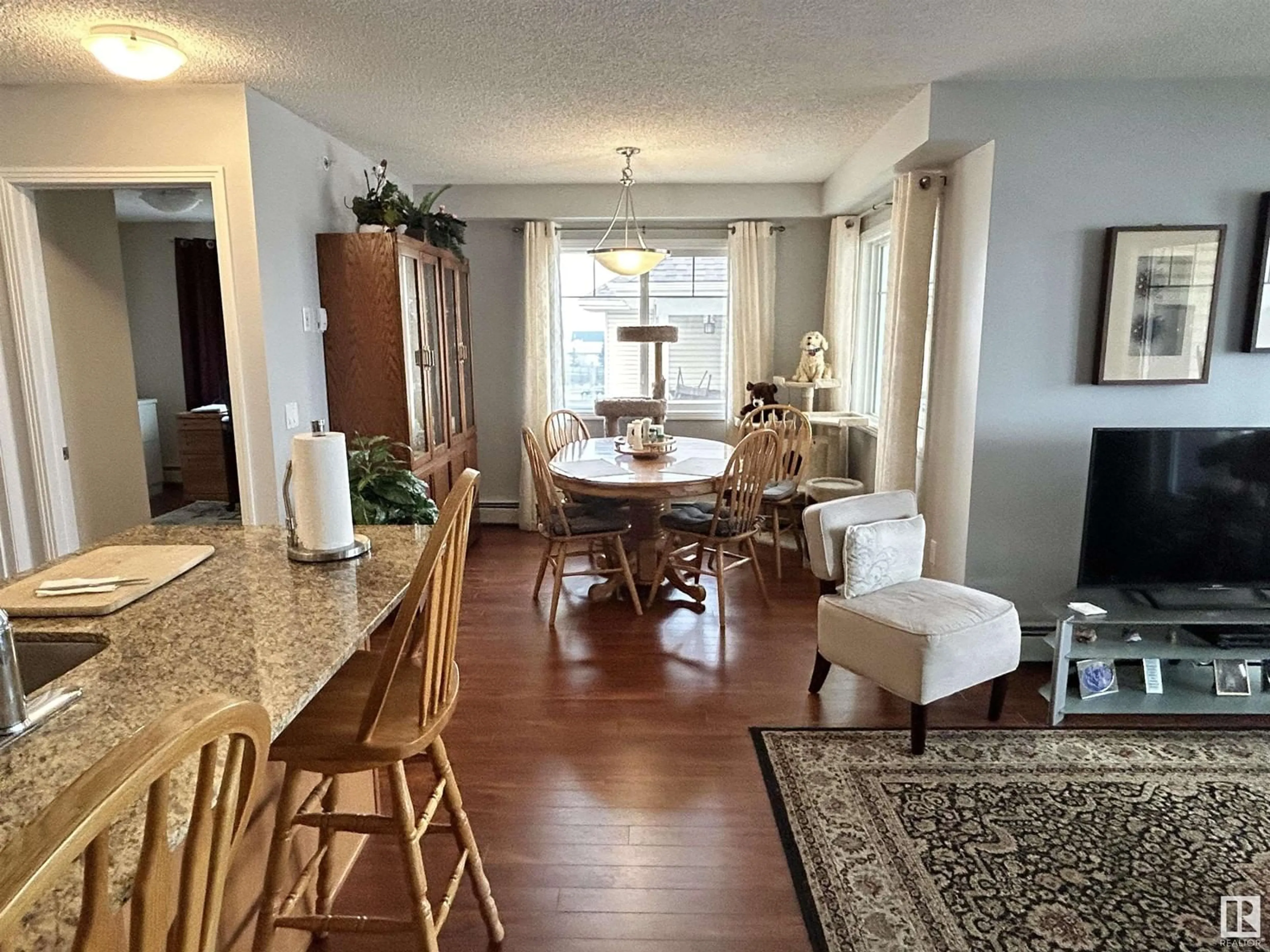 Dining room for #404 12650 142 Avenue NW, Edmonton Alberta T5X0J4