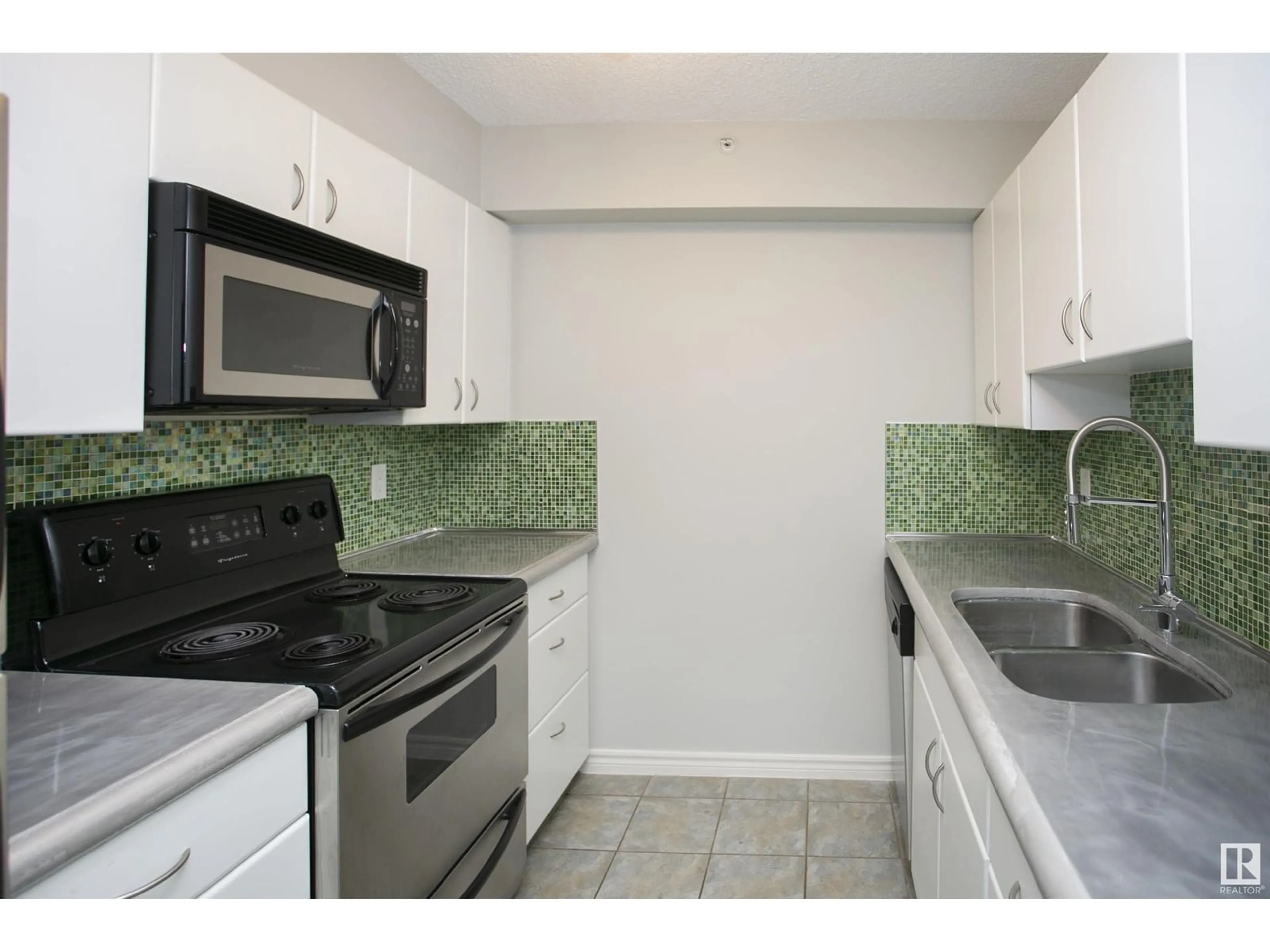Standard kitchen for #303 10303 105 ST NW, Edmonton Alberta T5J5G3