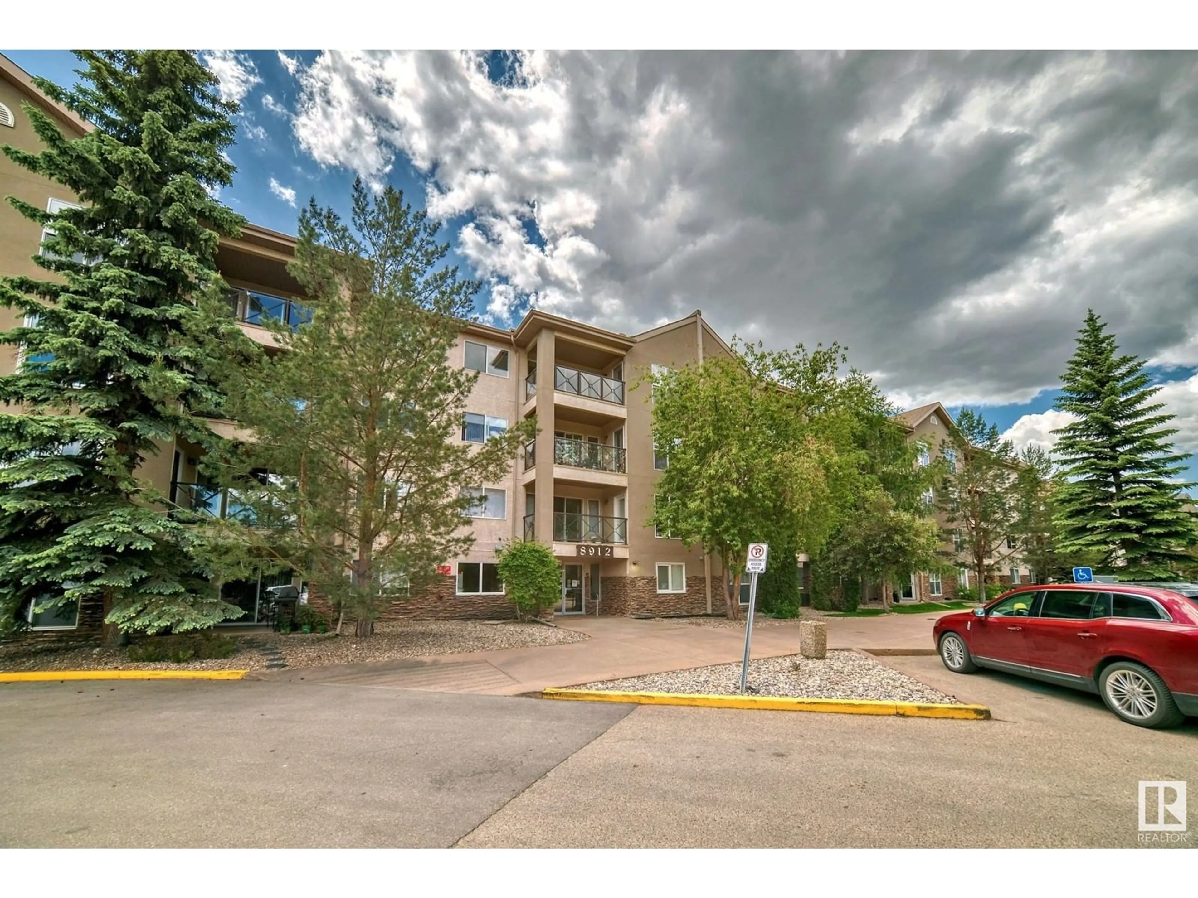 A pic from exterior of the house or condo for #412 8912 156 ST NW NW, Edmonton Alberta T5R5Z2