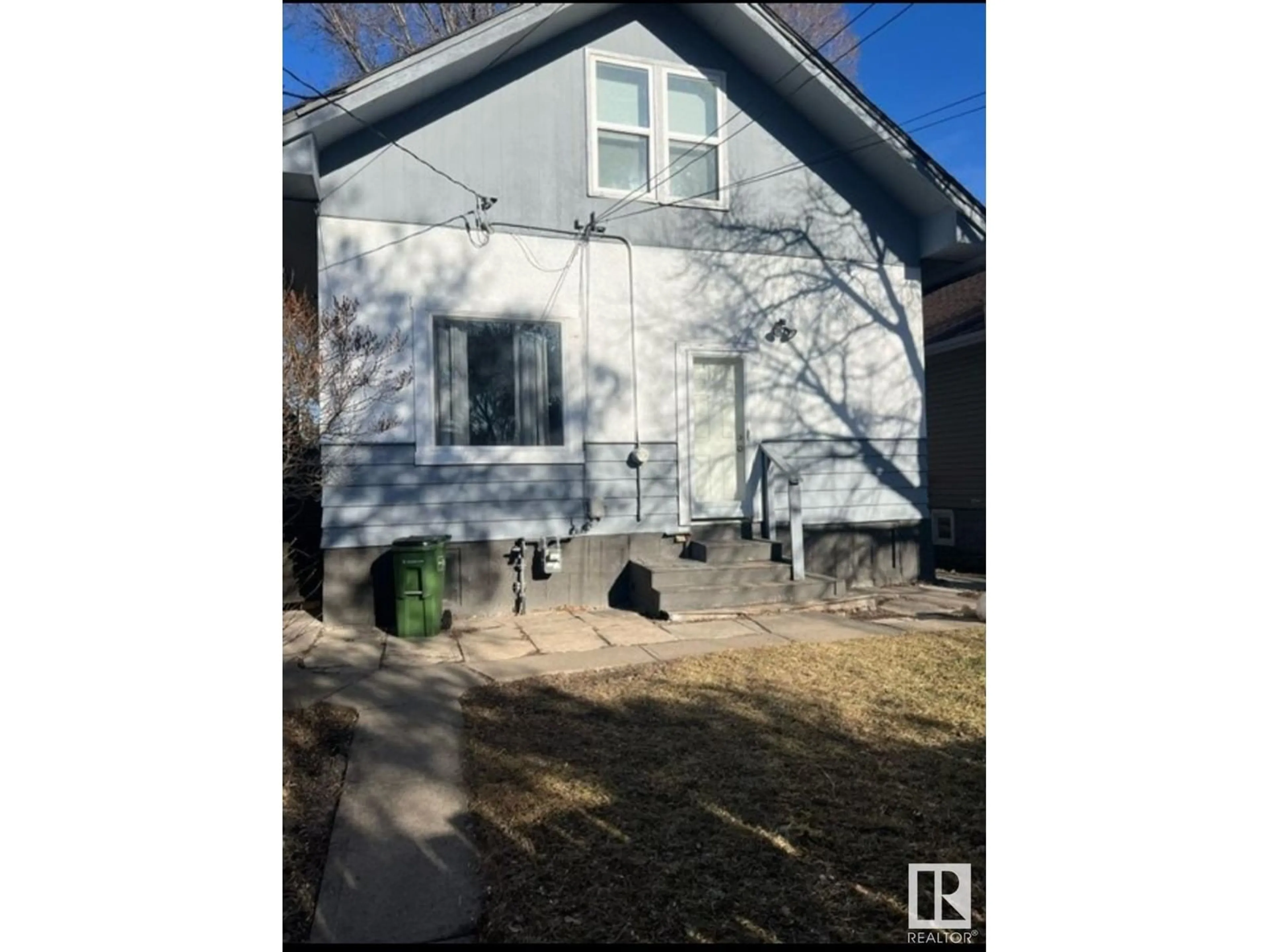 Frontside or backside of a home for 11618 89 ST NW, Edmonton Alberta T5B3V2