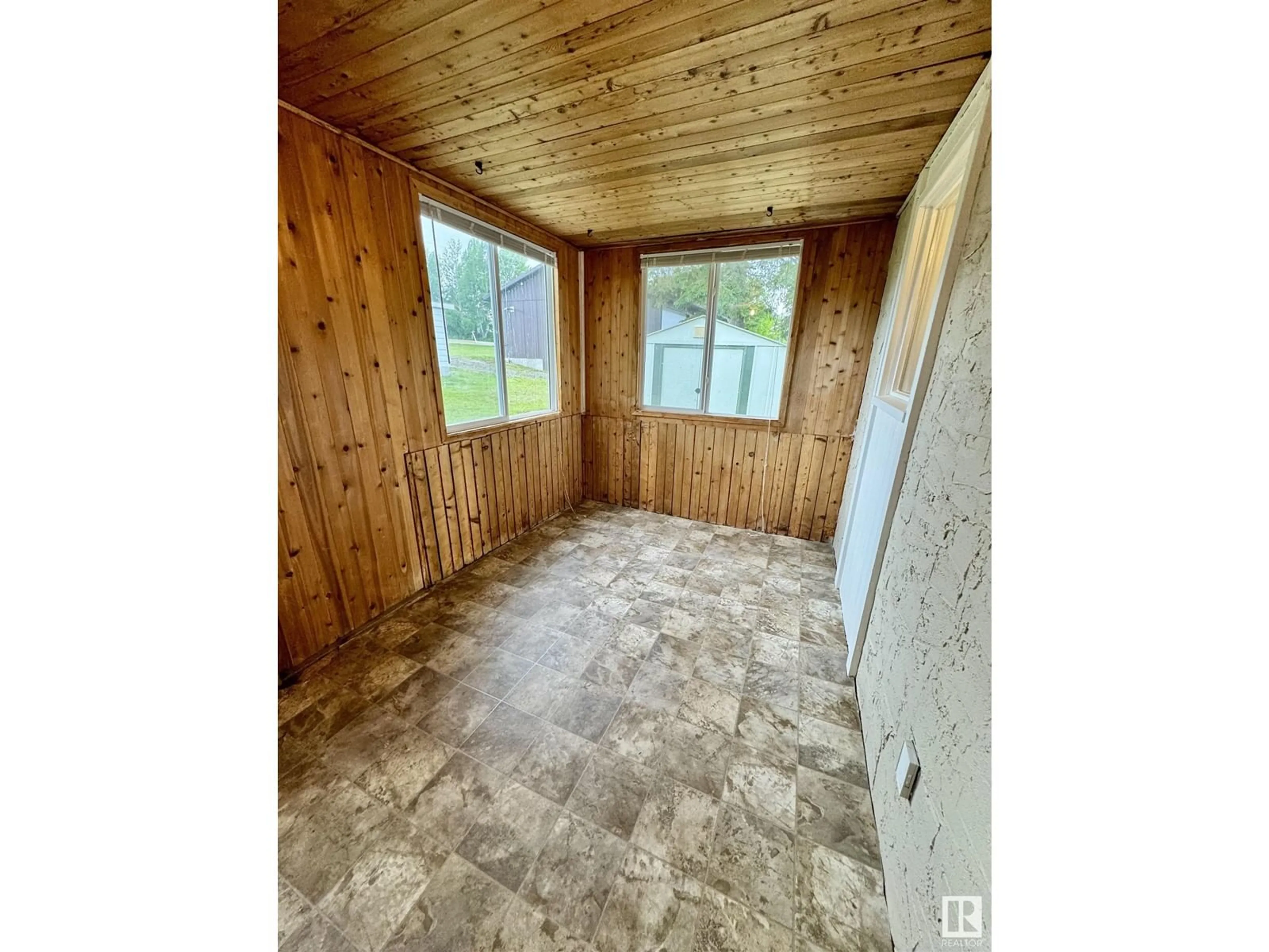 A pic of a room for #35 46302 TWP RD 611, Rural Bonnyville M.D. Alberta T9N2G9