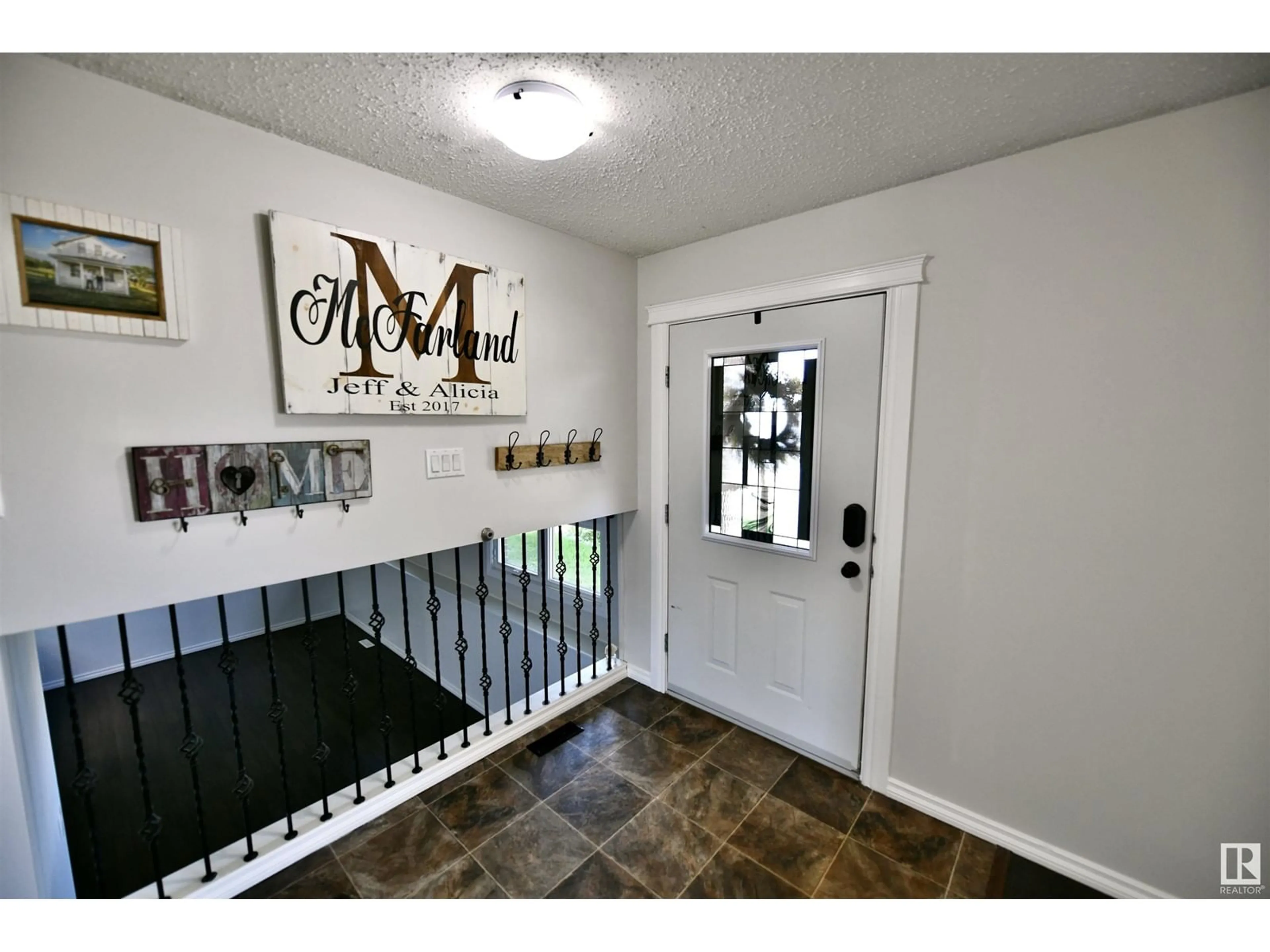 Indoor entryway for 4705 42 ST, St. Paul Town Alberta T0A3A2
