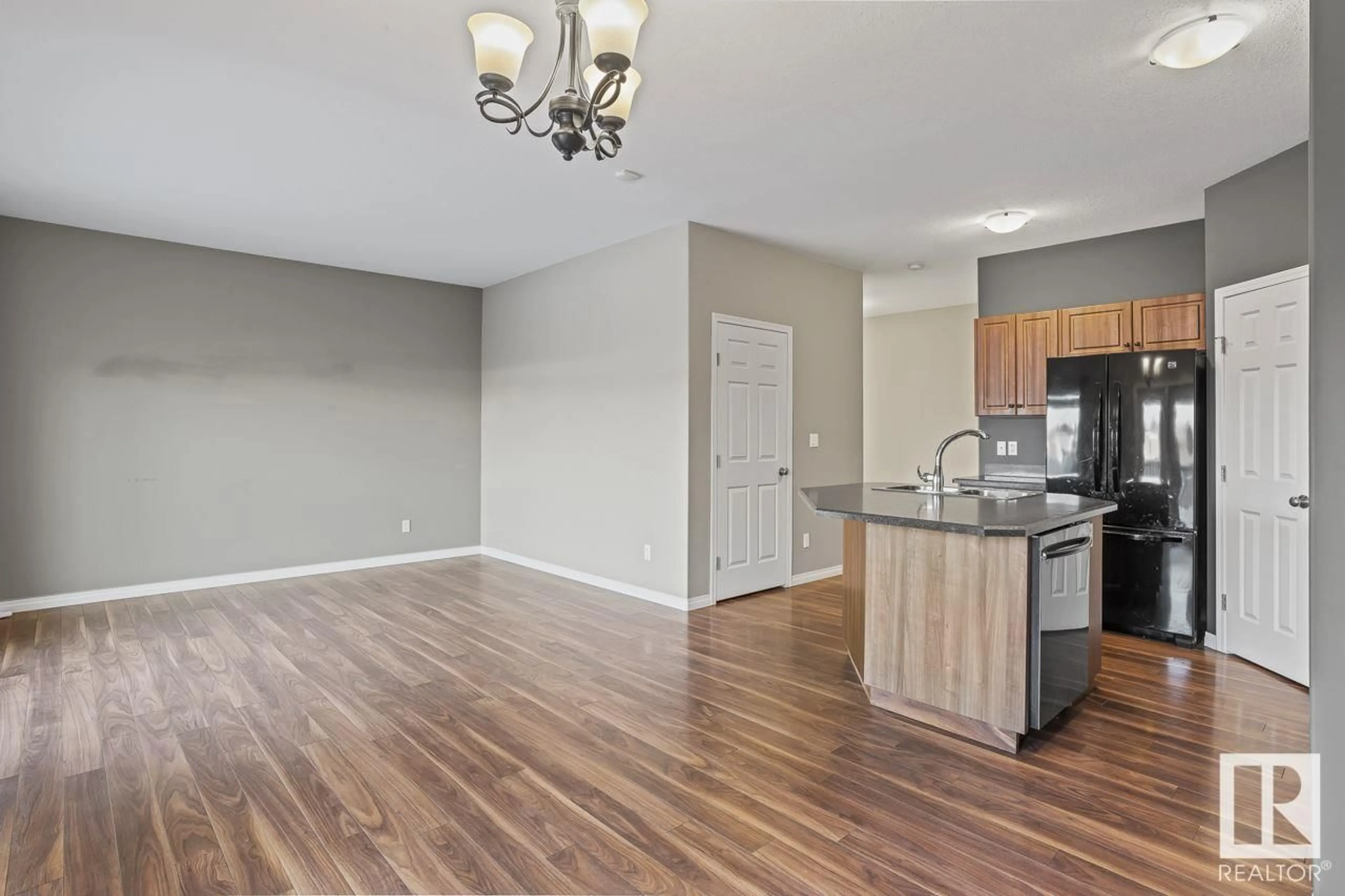 Open concept kitchen for A 6805 47 ST, Cold Lake Alberta T9M0B1