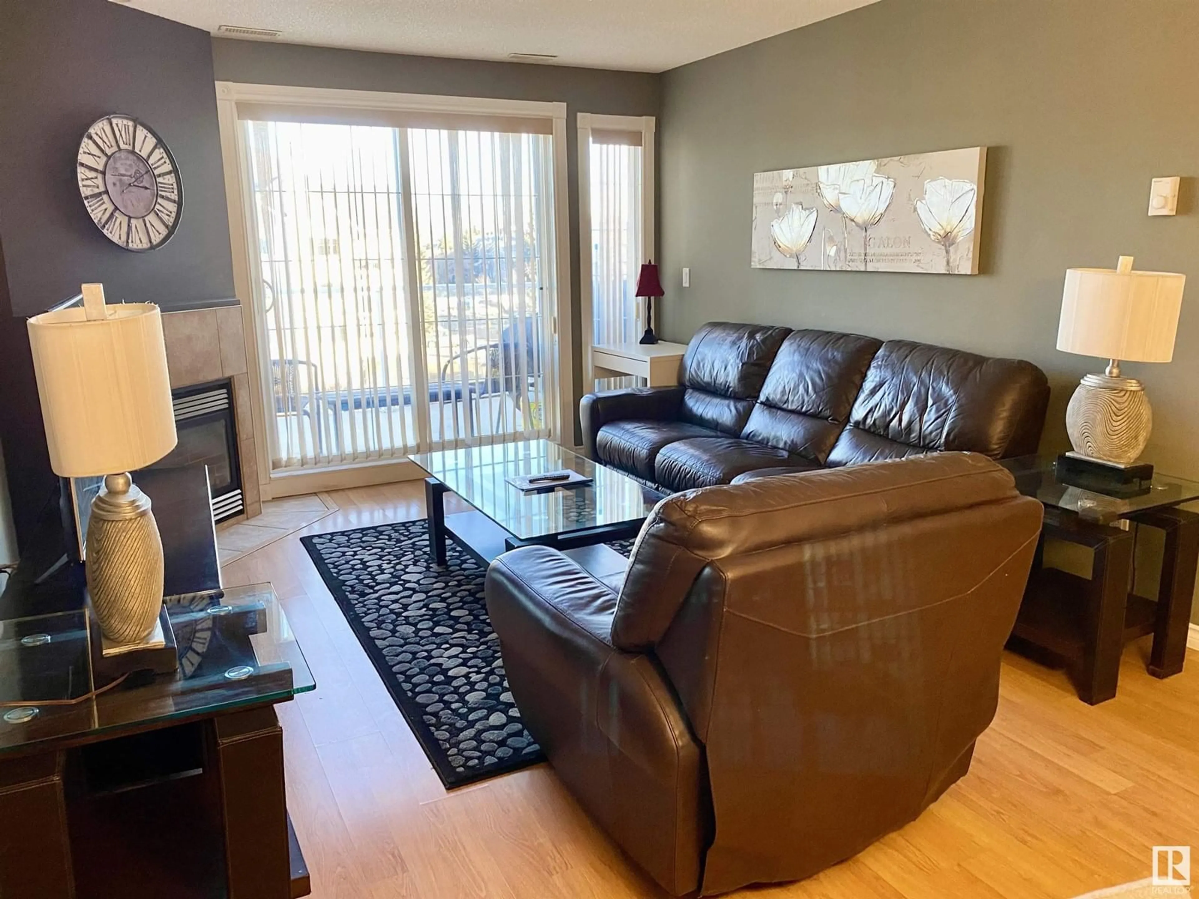 Living room for #405 12110 106 AV NW, Edmonton Alberta T5N4R9