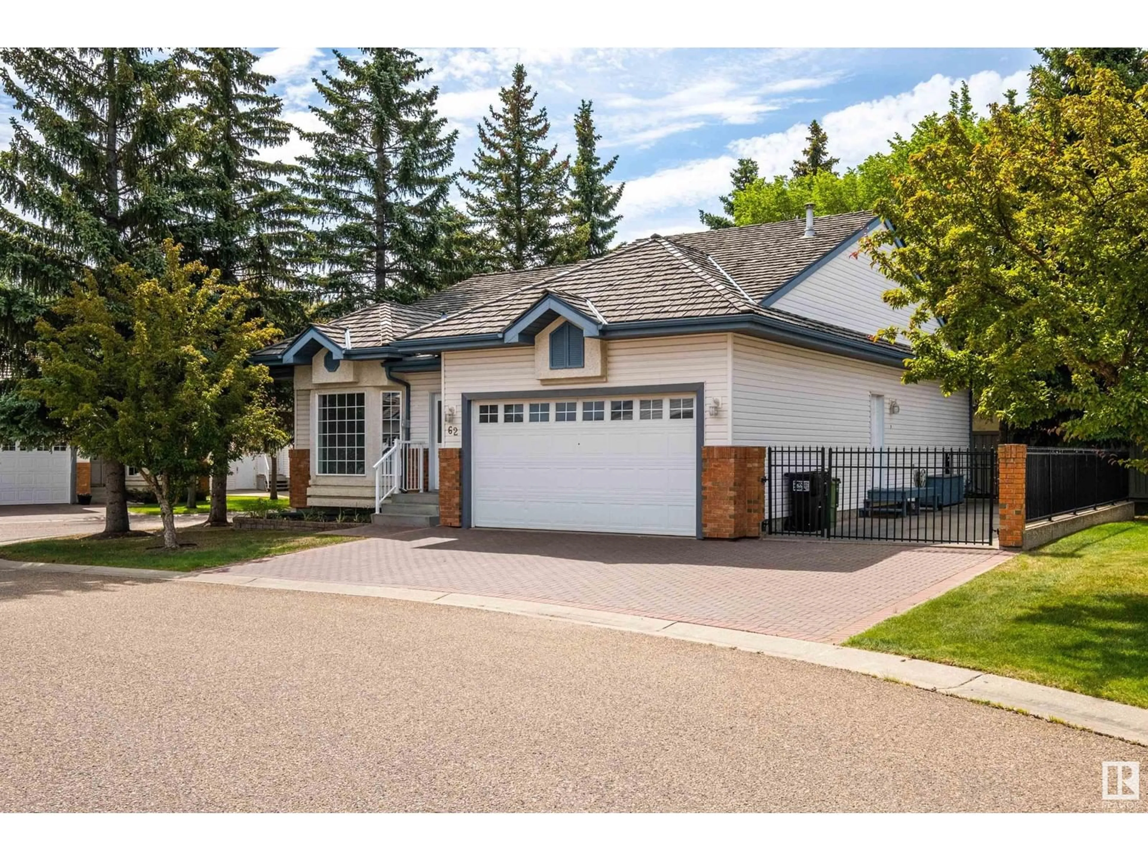 Frontside or backside of a home for #62 10 Blackburn DR W SW, Edmonton Alberta T6W1C2