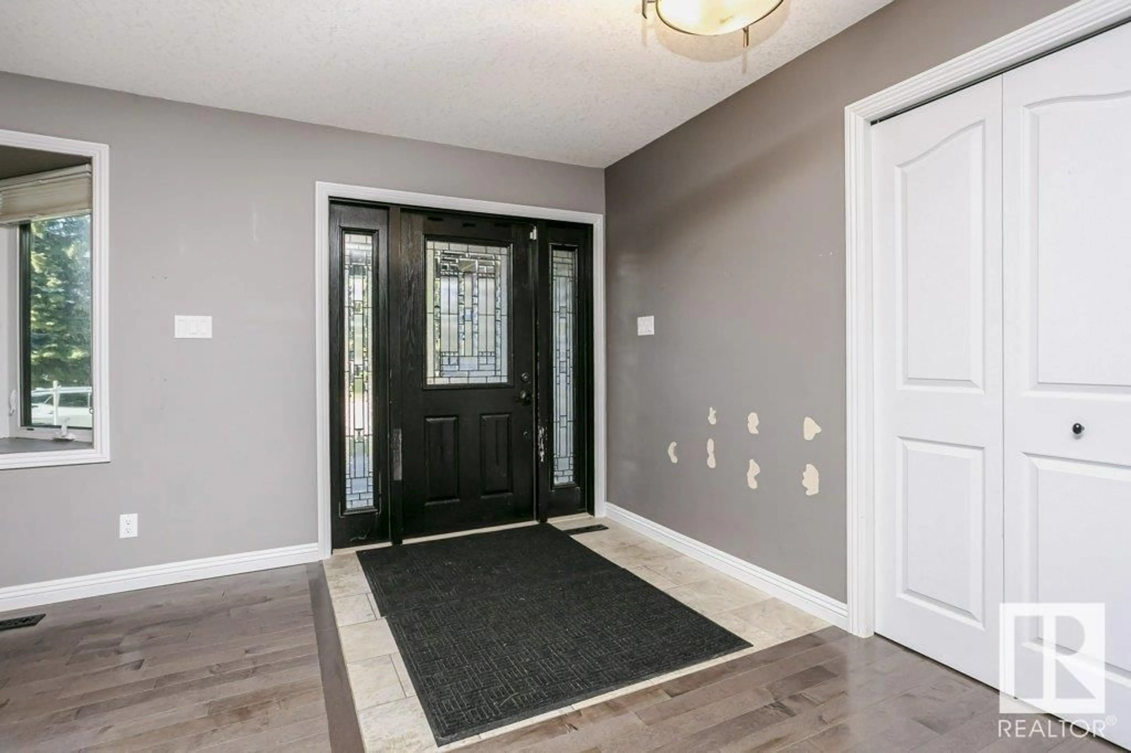 Indoor entryway, wood floors for 2 WESTBROOK DR NW, Edmonton Alberta T6J2C9