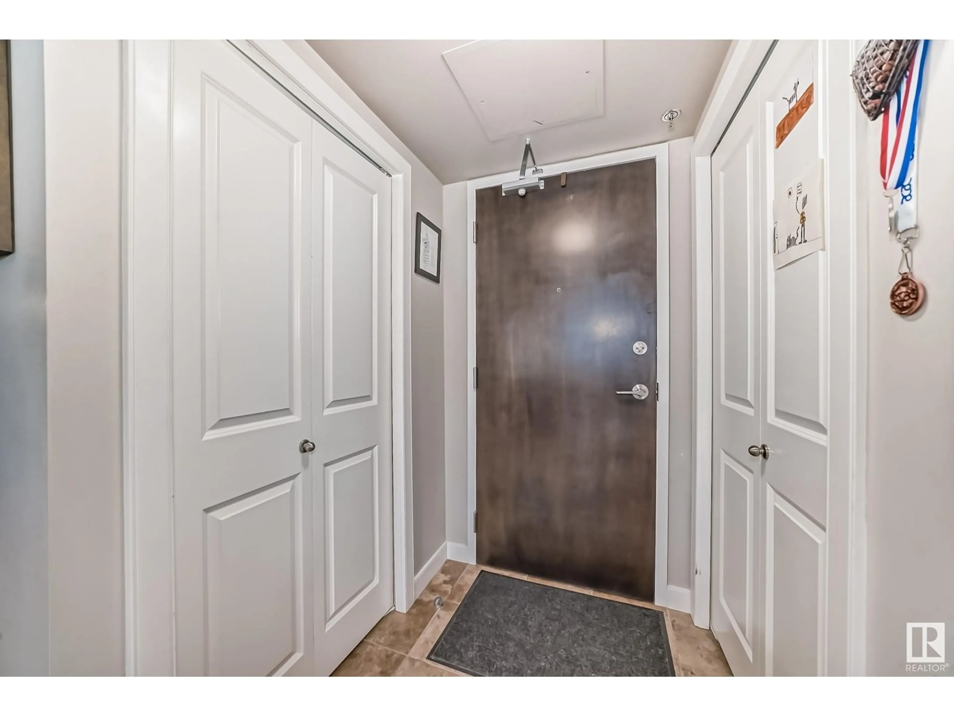 Indoor entryway, unknown floor for #216 35 STURGEON RD, St. Albert Alberta T8N0E8