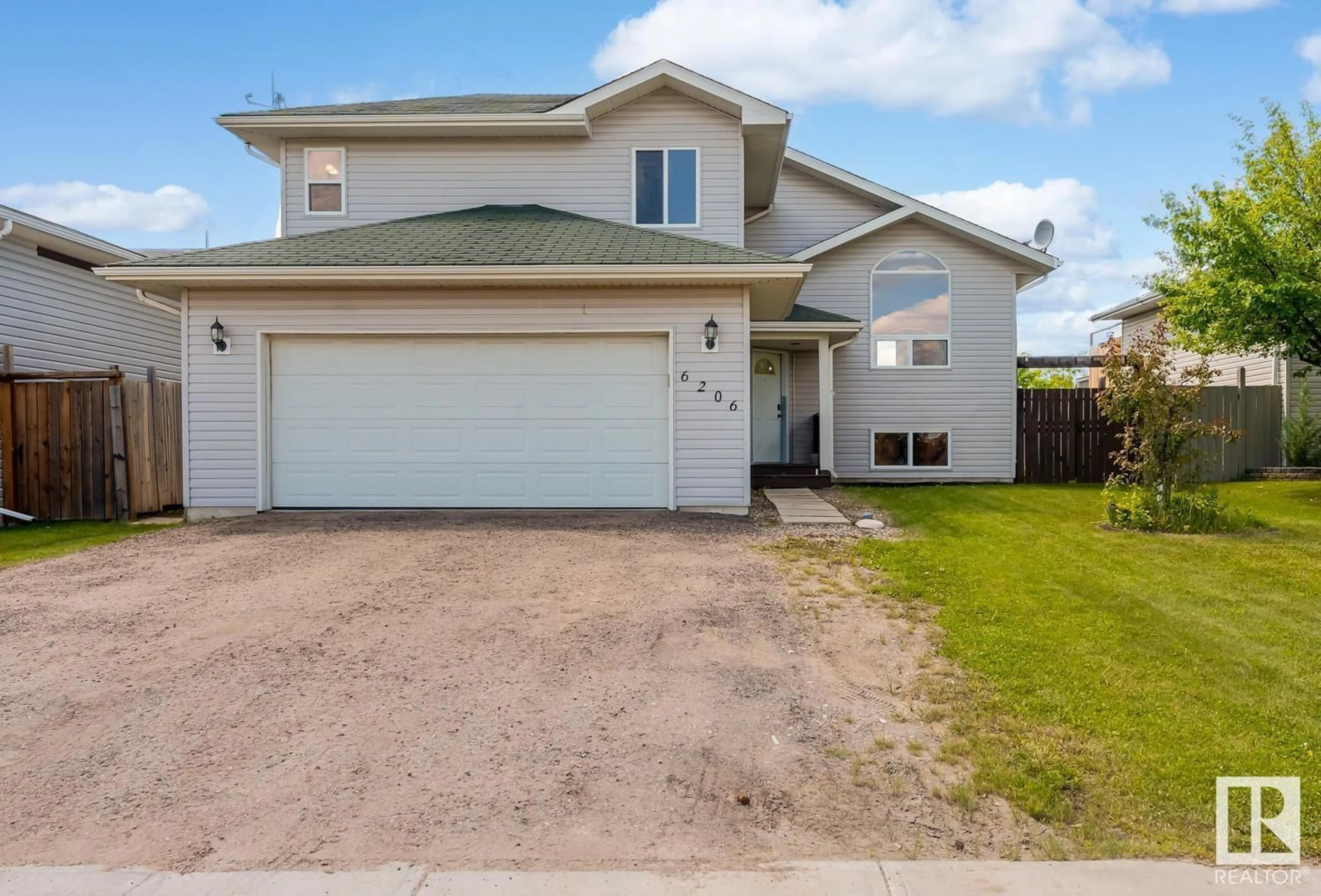 Frontside or backside of a home for 6206 48 ST, Cold Lake Alberta T9M2B6