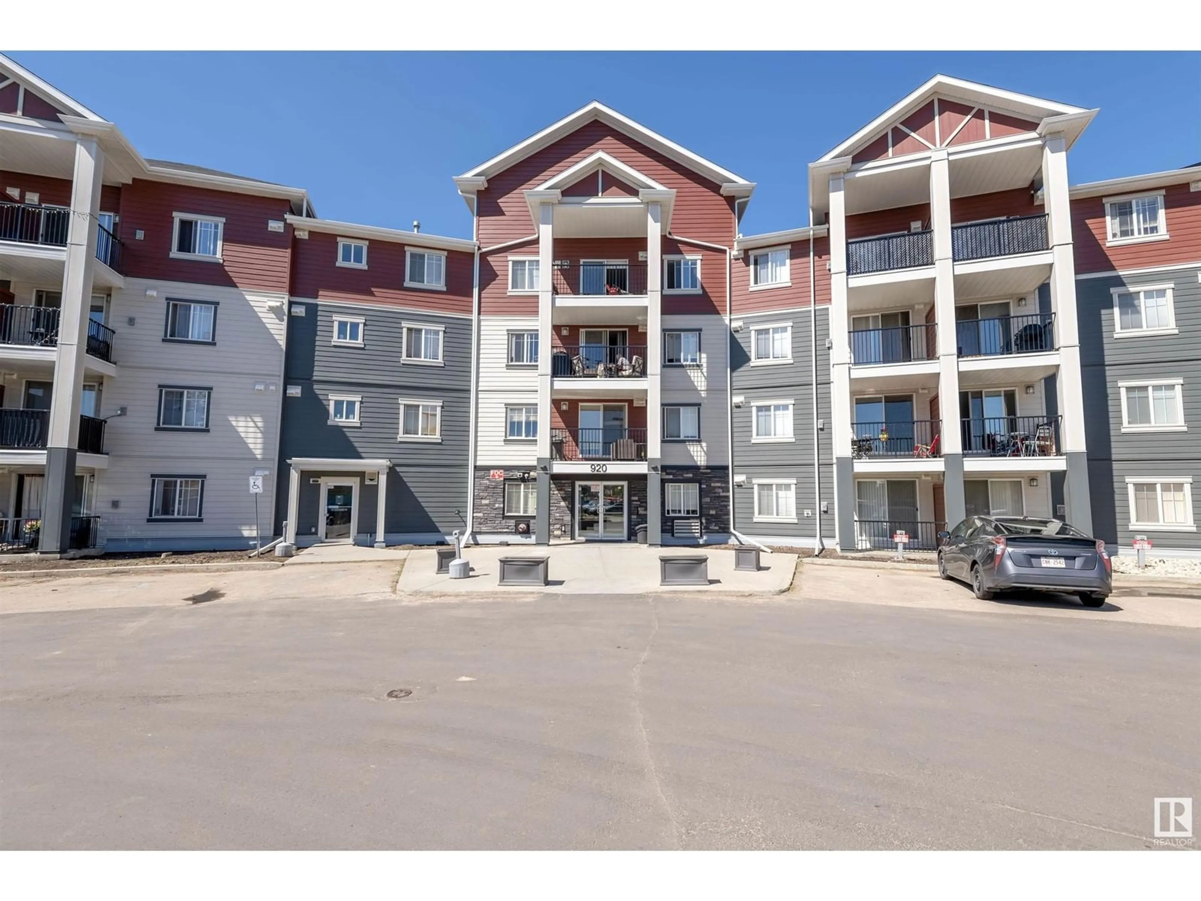 A pic from exterior of the house or condo for #114 920 156 ST NW, Edmonton Alberta T6R0N6