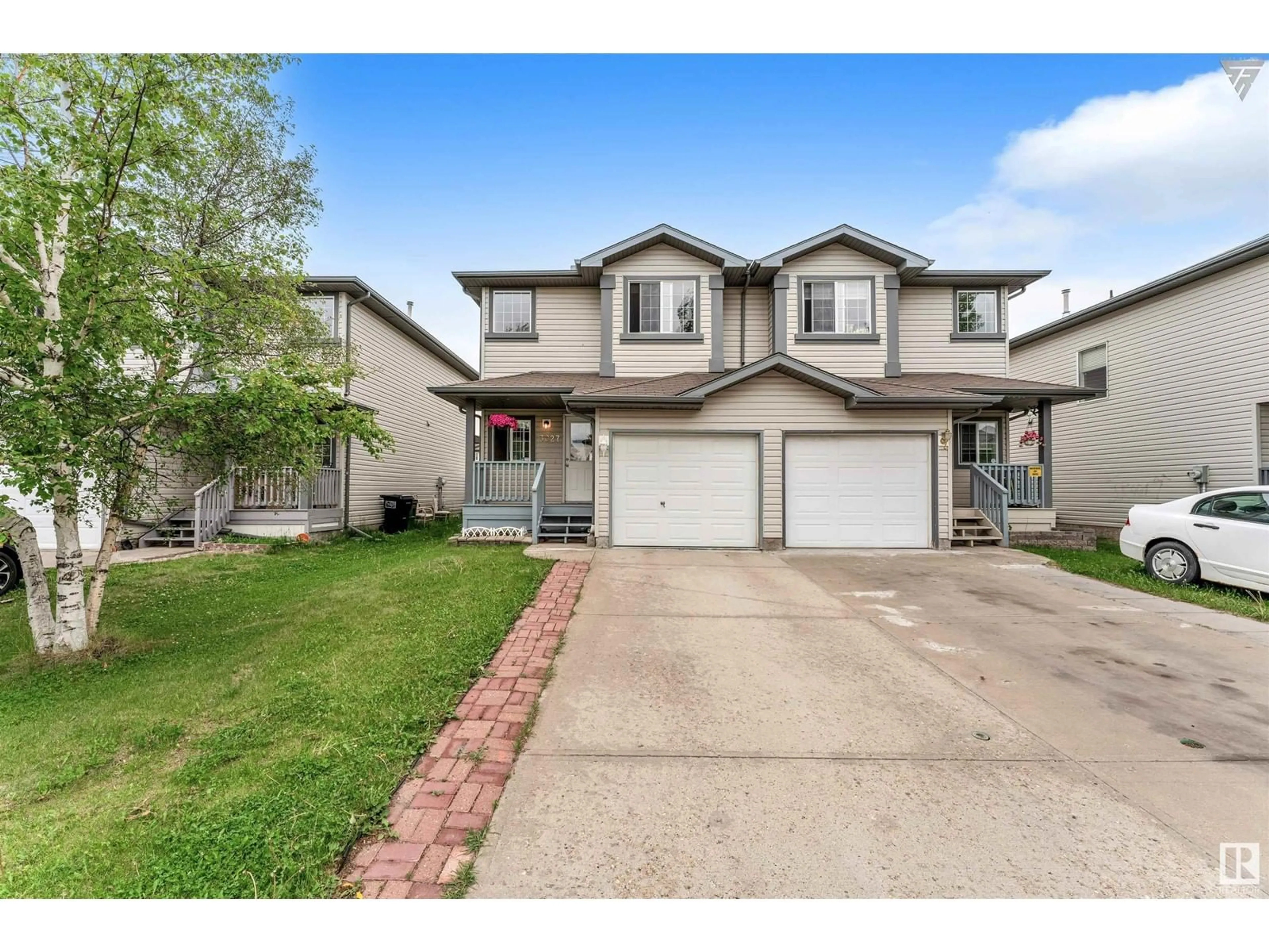 Frontside or backside of a home for 3027 31 AV NW, Edmonton Alberta T6T1W9