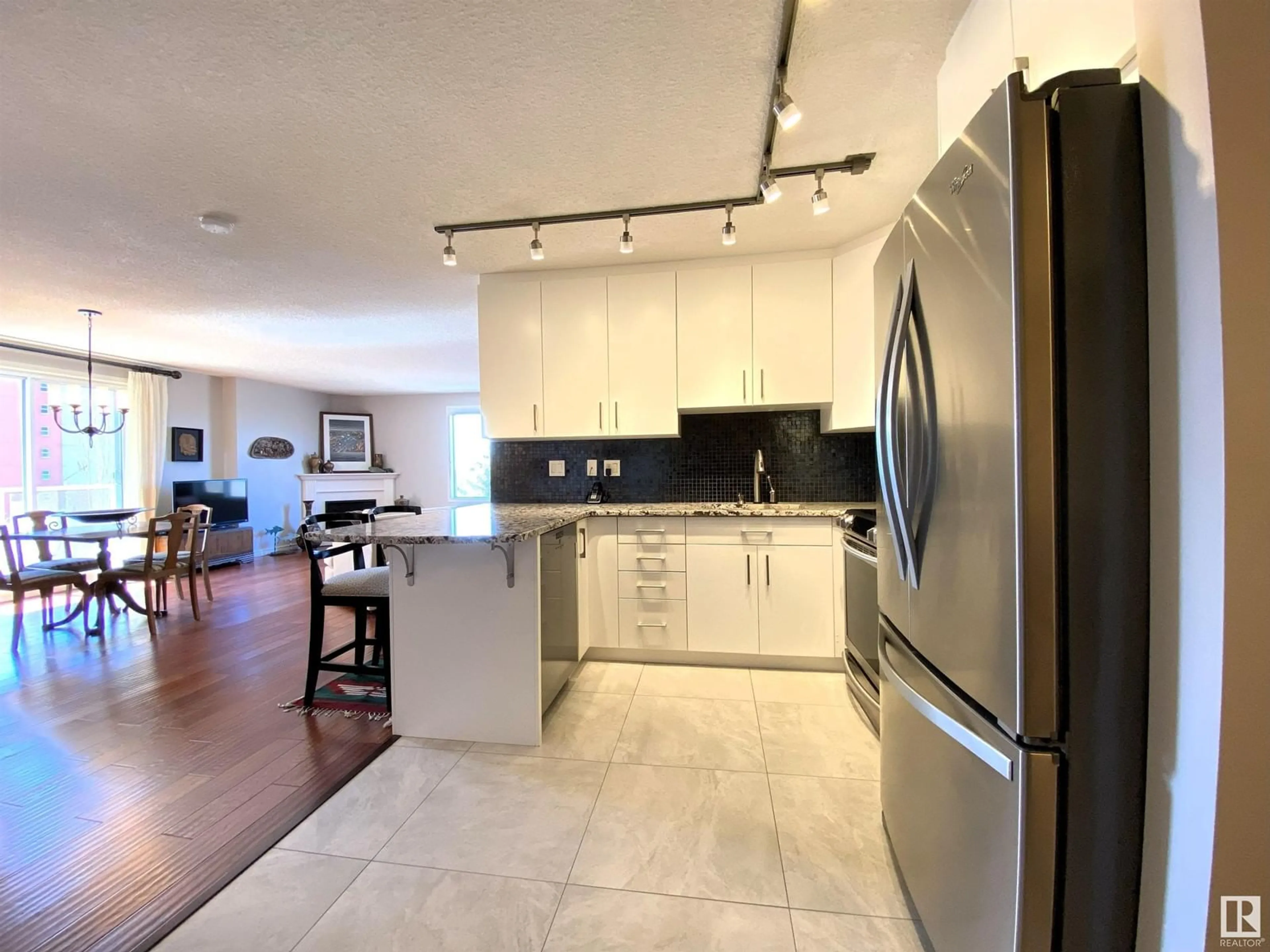 Contemporary kitchen for #603 9741 110 ST NW, Edmonton Alberta T5K2V8