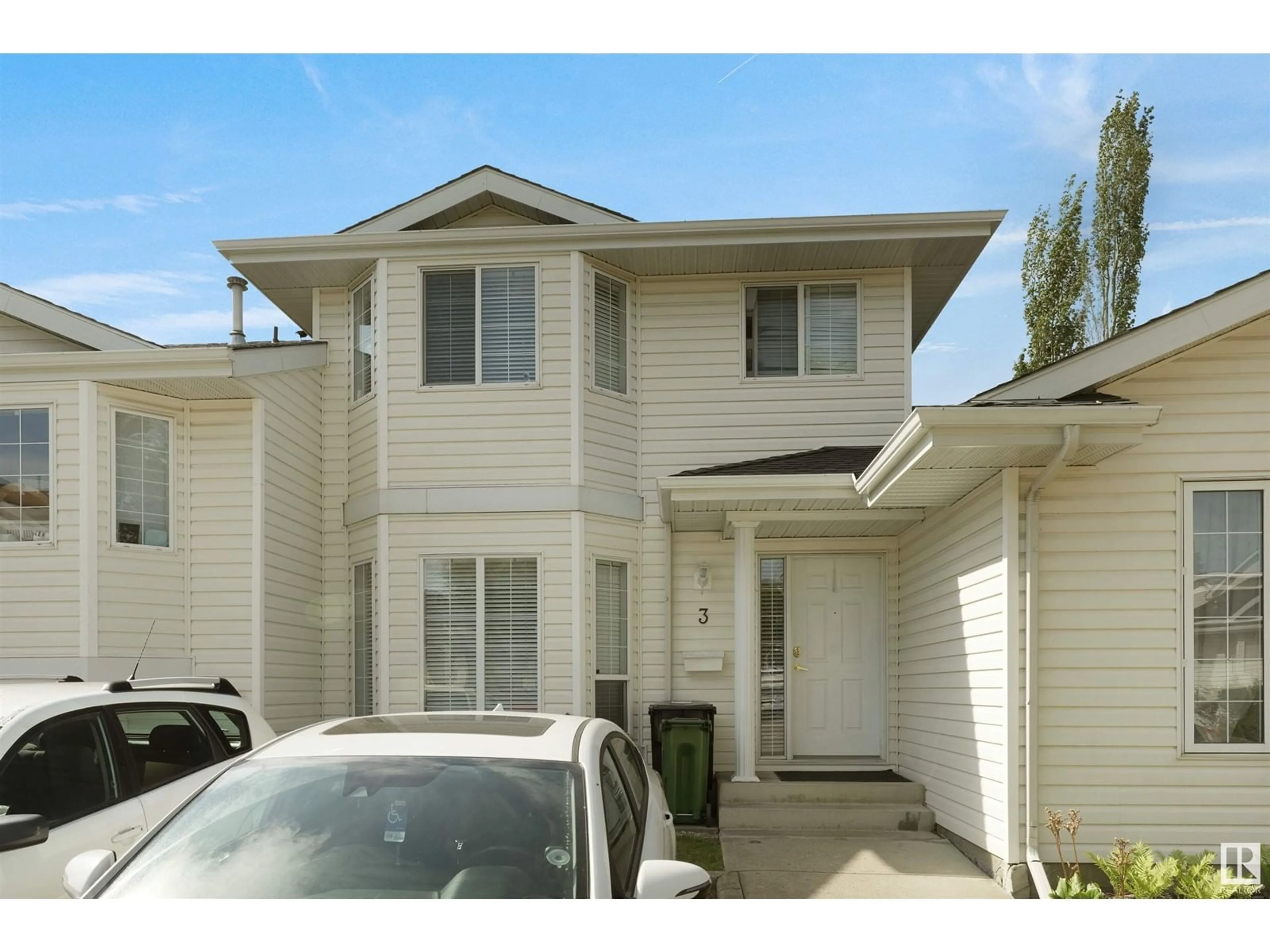 A pic from exterior of the house or condo for #3 3380 28A AV NW, Edmonton Alberta T6T1V4