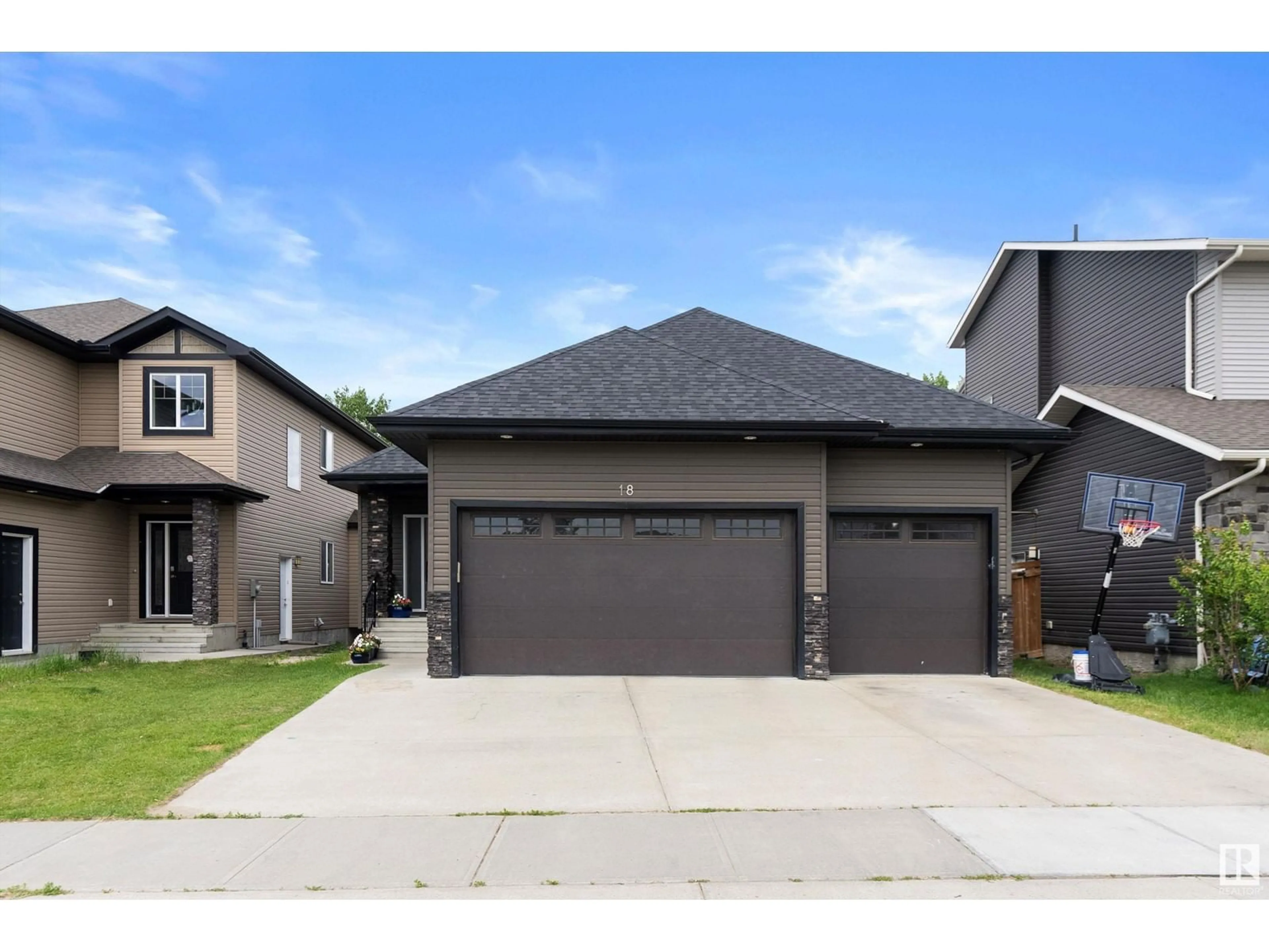 Frontside or backside of a home for 18 LAKEVISTA PT, Beaumont Alberta T4X0J2