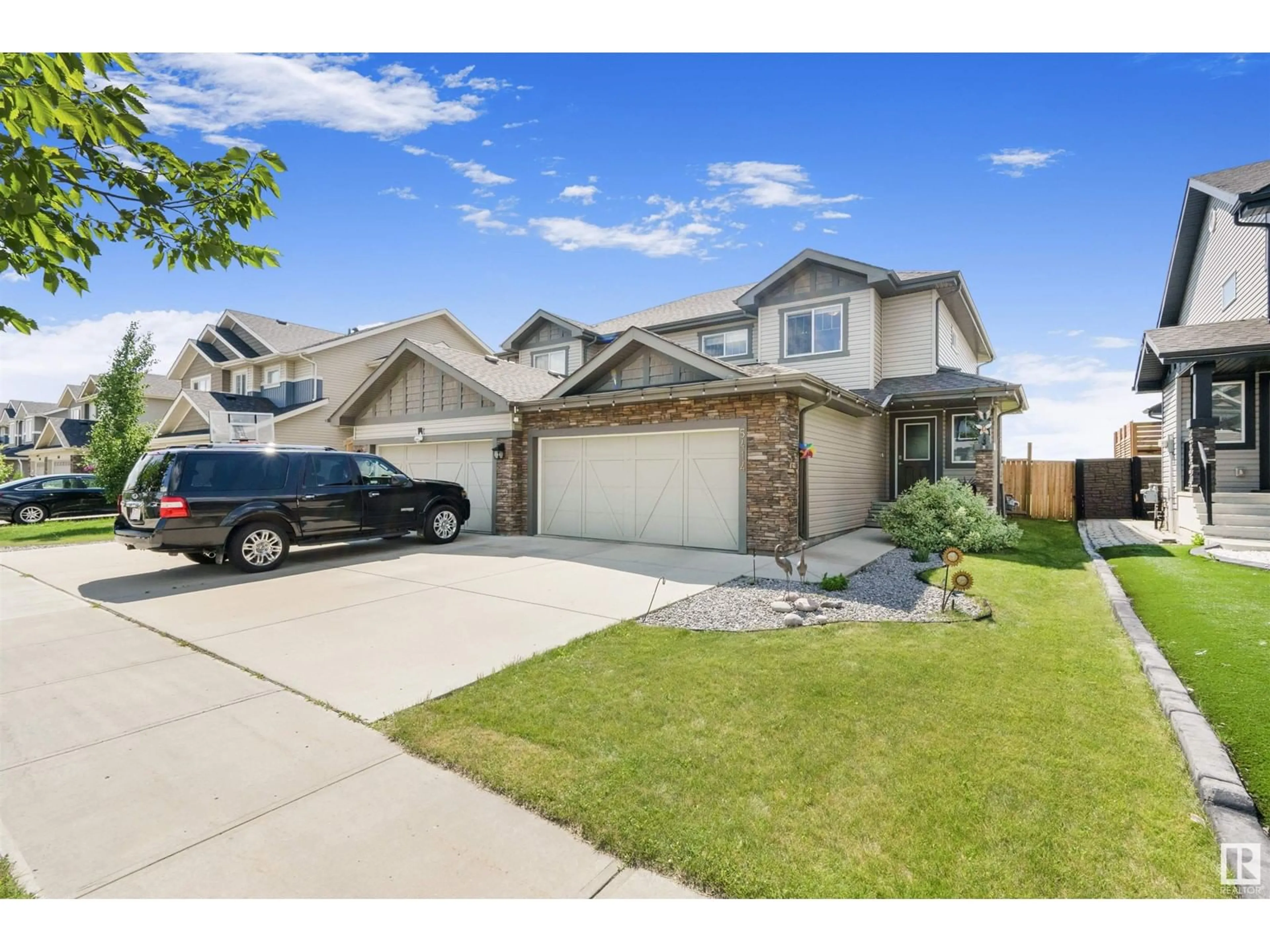 Frontside or backside of a home for 5414 67 St, Beaumont Alberta T4X2A2