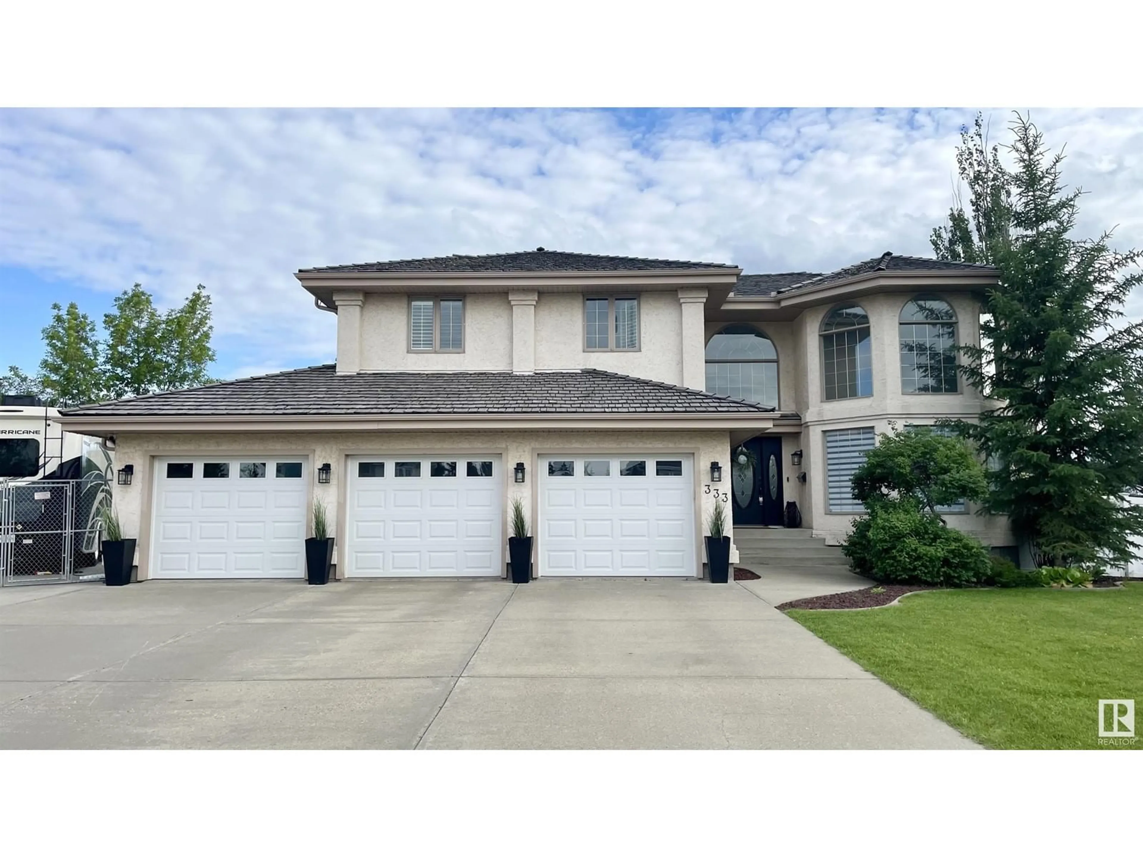 Frontside or backside of a home for 333 Estate DR, Sherwood Park Alberta T8B1L8