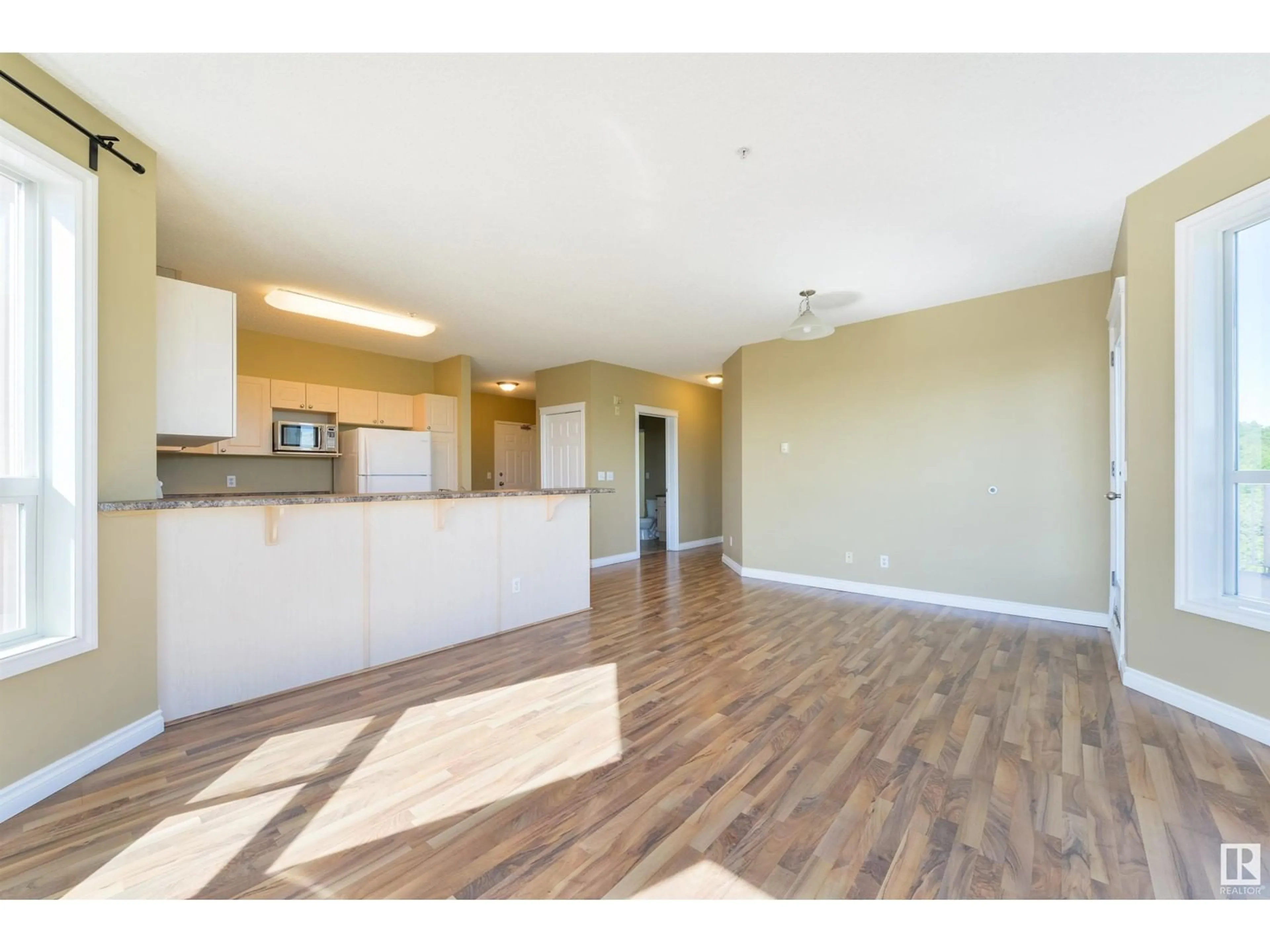 Other indoor space for #402 9120 156 ST NW, Edmonton Alberta T5R1Y8