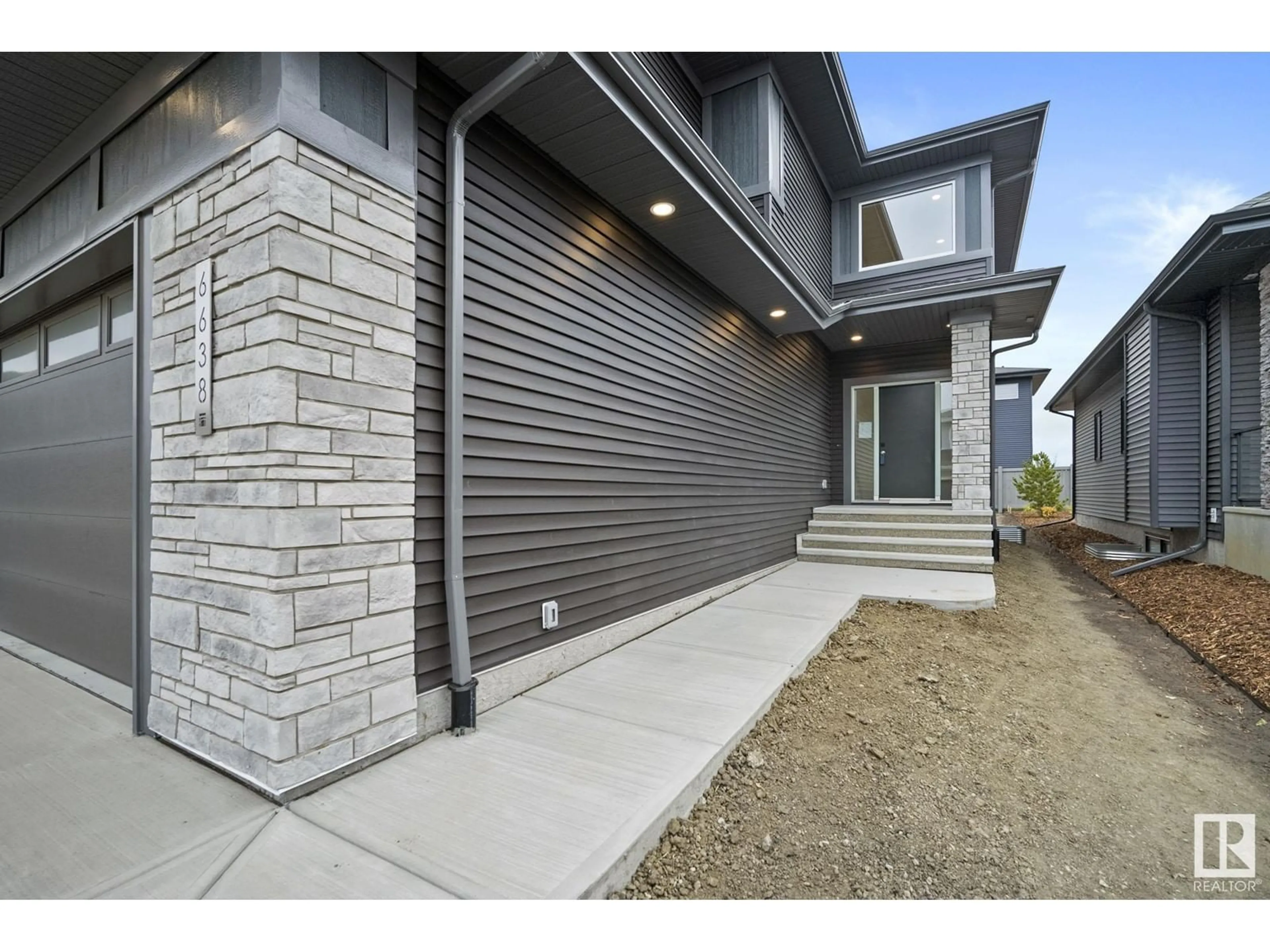 Home with brick exterior material for 6638 KNOX PL SW, Edmonton Alberta T6W4A1