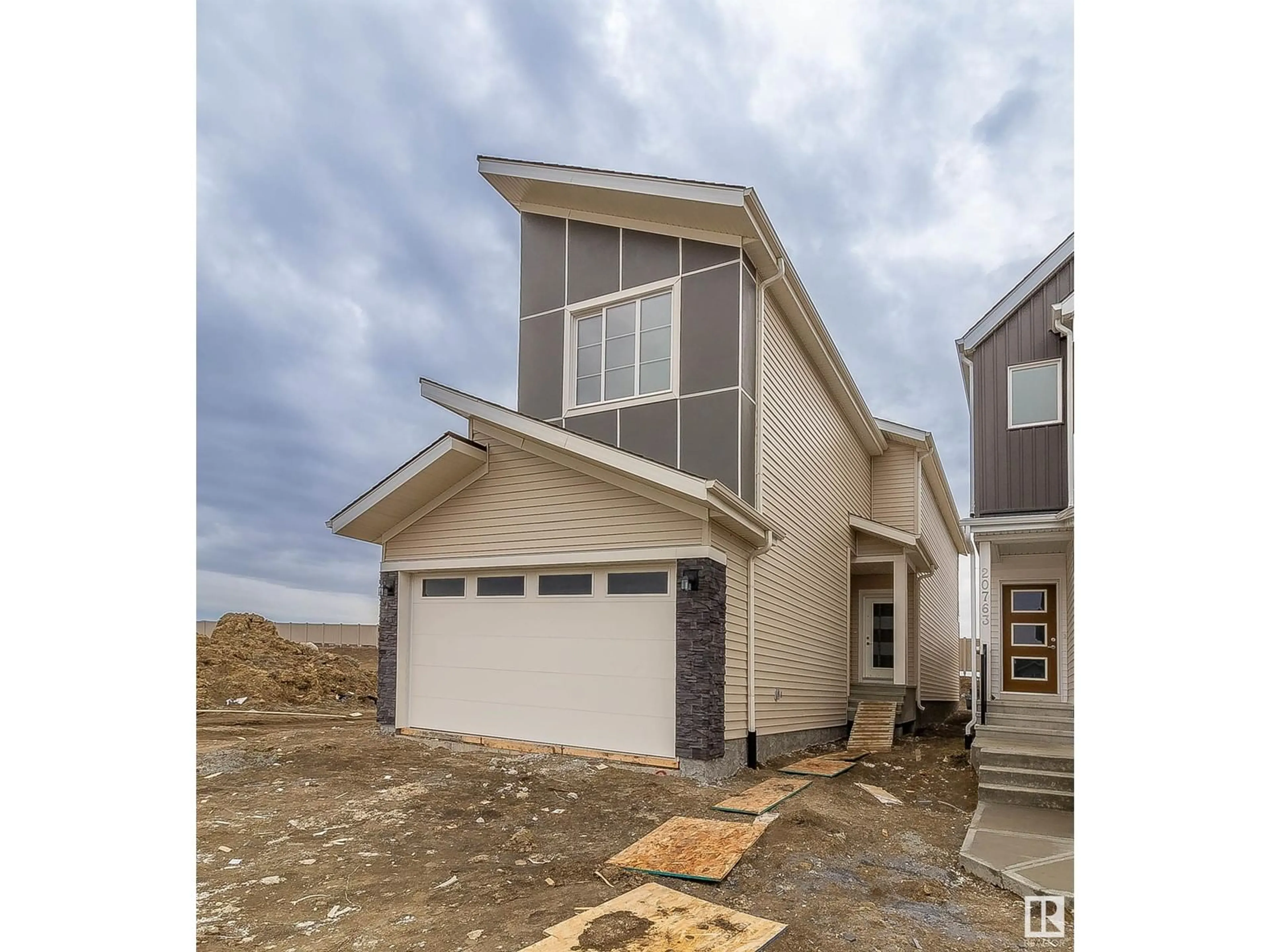 A pic from exterior of the house or condo for 20759 24 AV NW, Edmonton Alberta T6M2J7