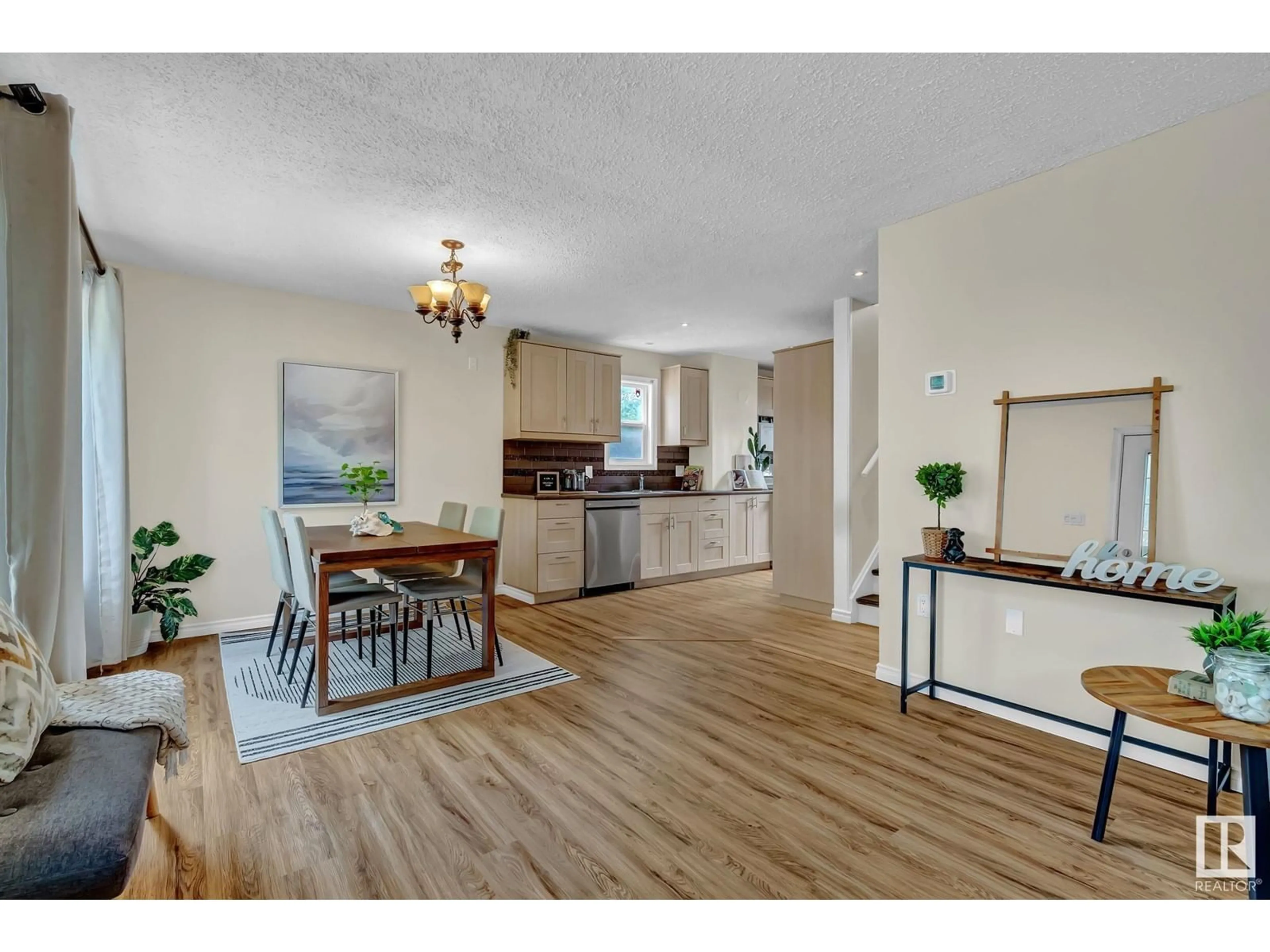 A pic of a room for 11604 84 ST NW, Edmonton Alberta T5B3B9