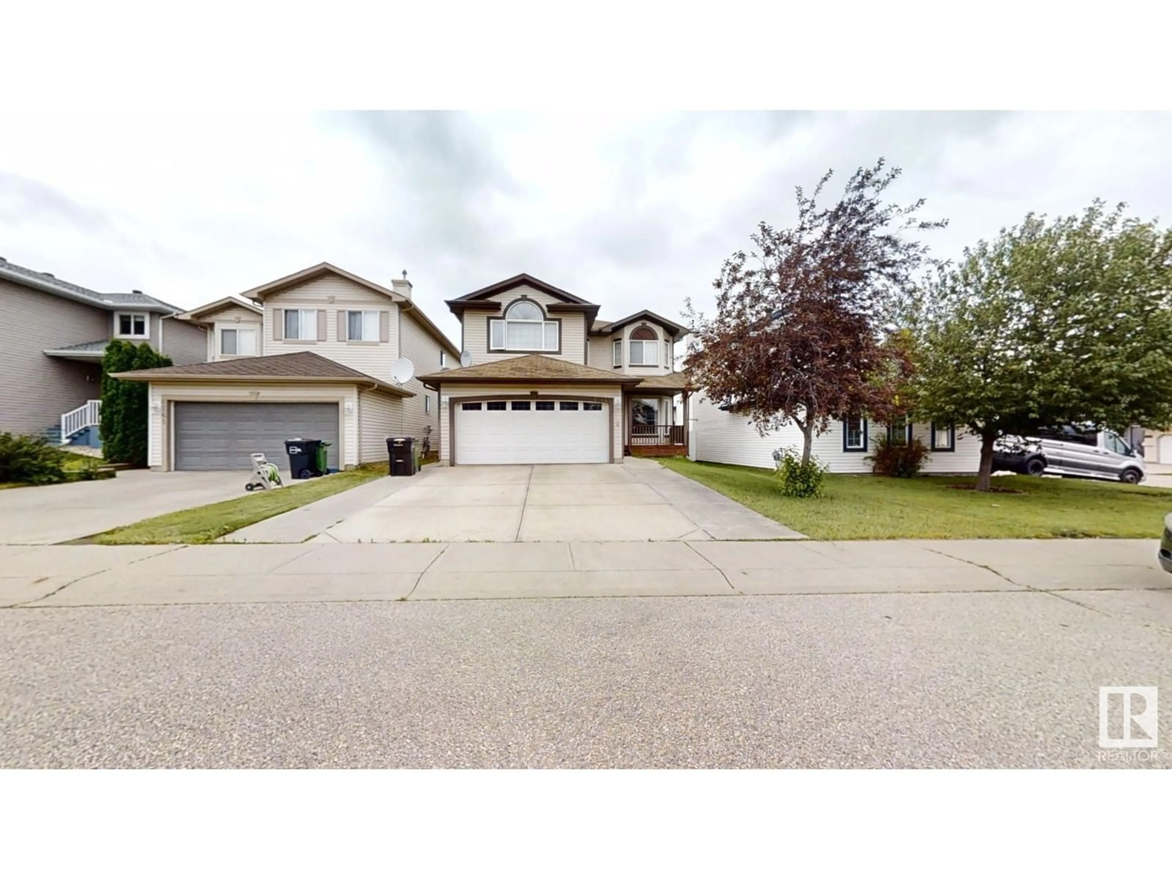 Frontside or backside of a home for 4744 154 Avenue NW, Edmonton Alberta T5Y0C2