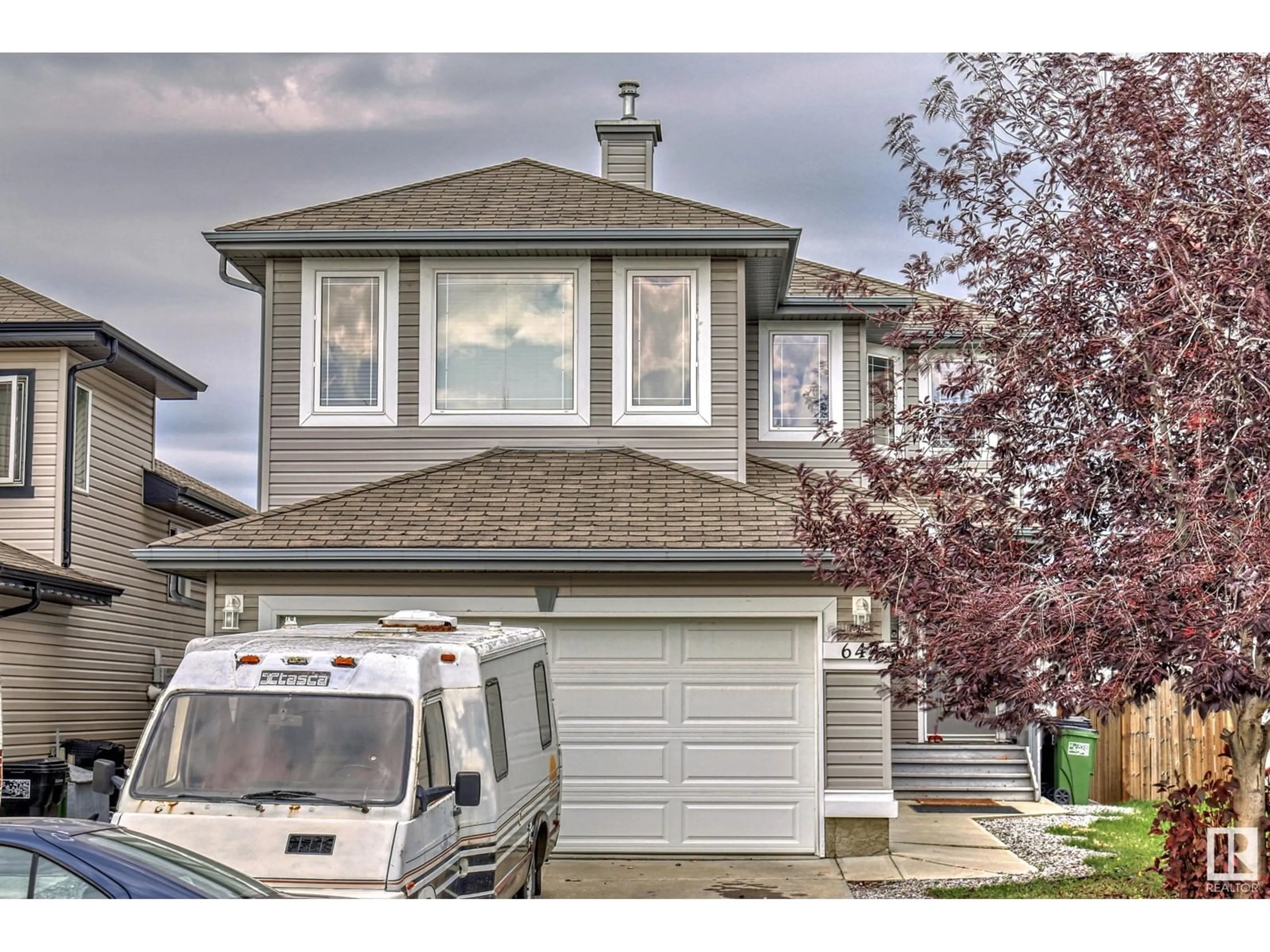 Frontside or backside of a home for 644 61 ST SW, Edmonton Alberta T6X0G2