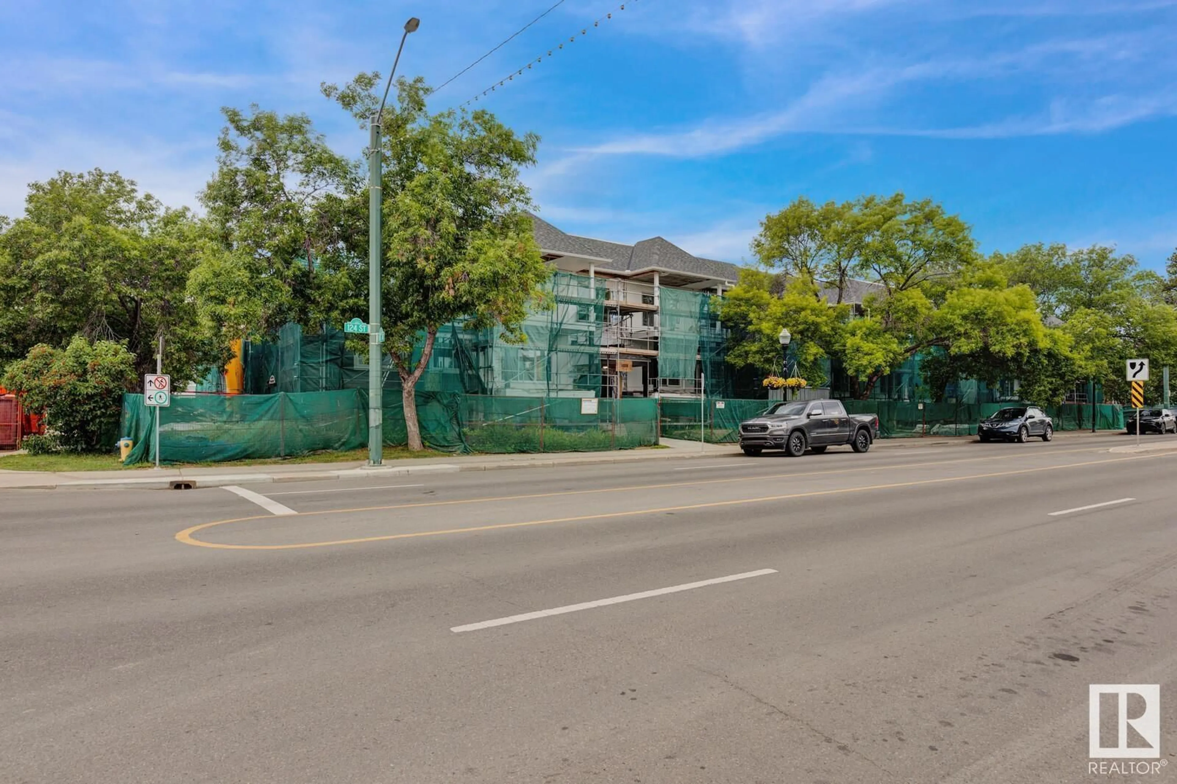 A pic from exterior of the house or condo, the street view for #6 11008 124 ST NW, Edmonton Alberta T5M0J4