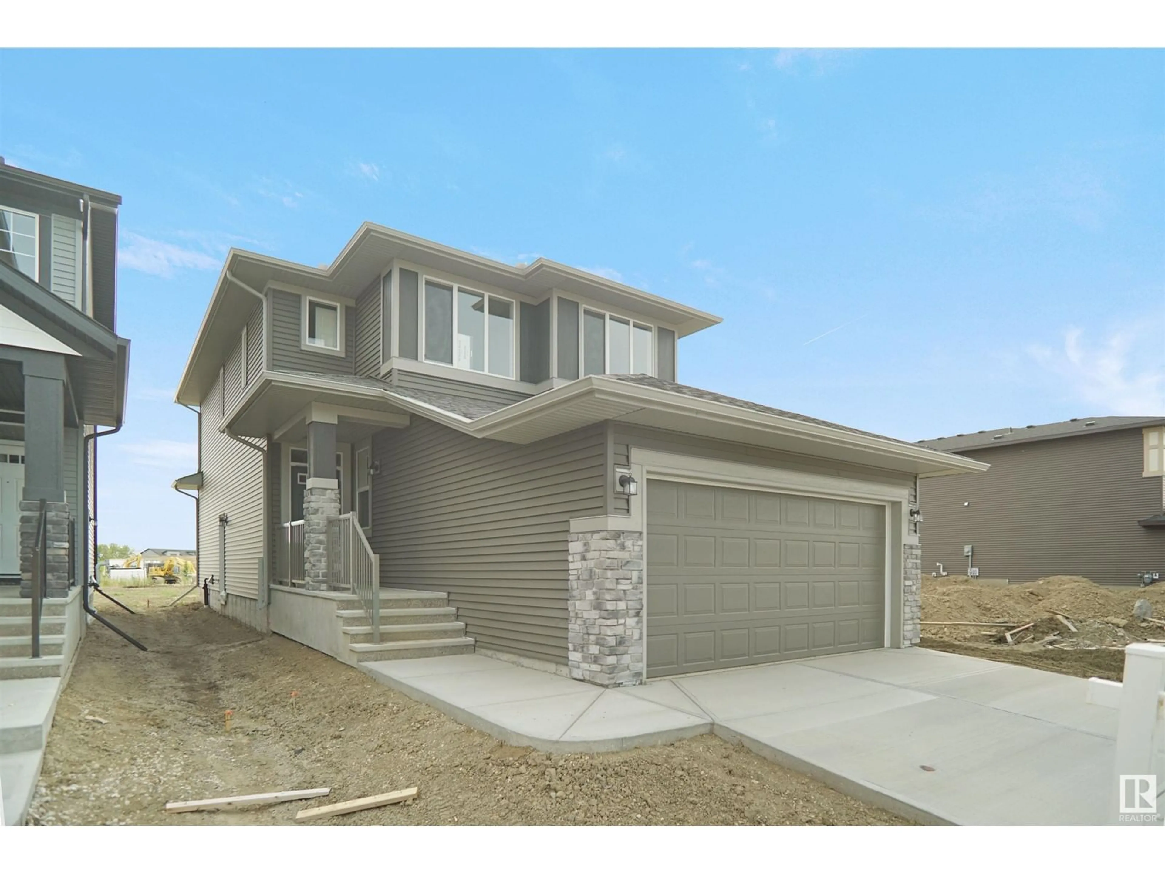 Frontside or backside of a home for 105 Royal ST, St. Albert Alberta T8N7X4