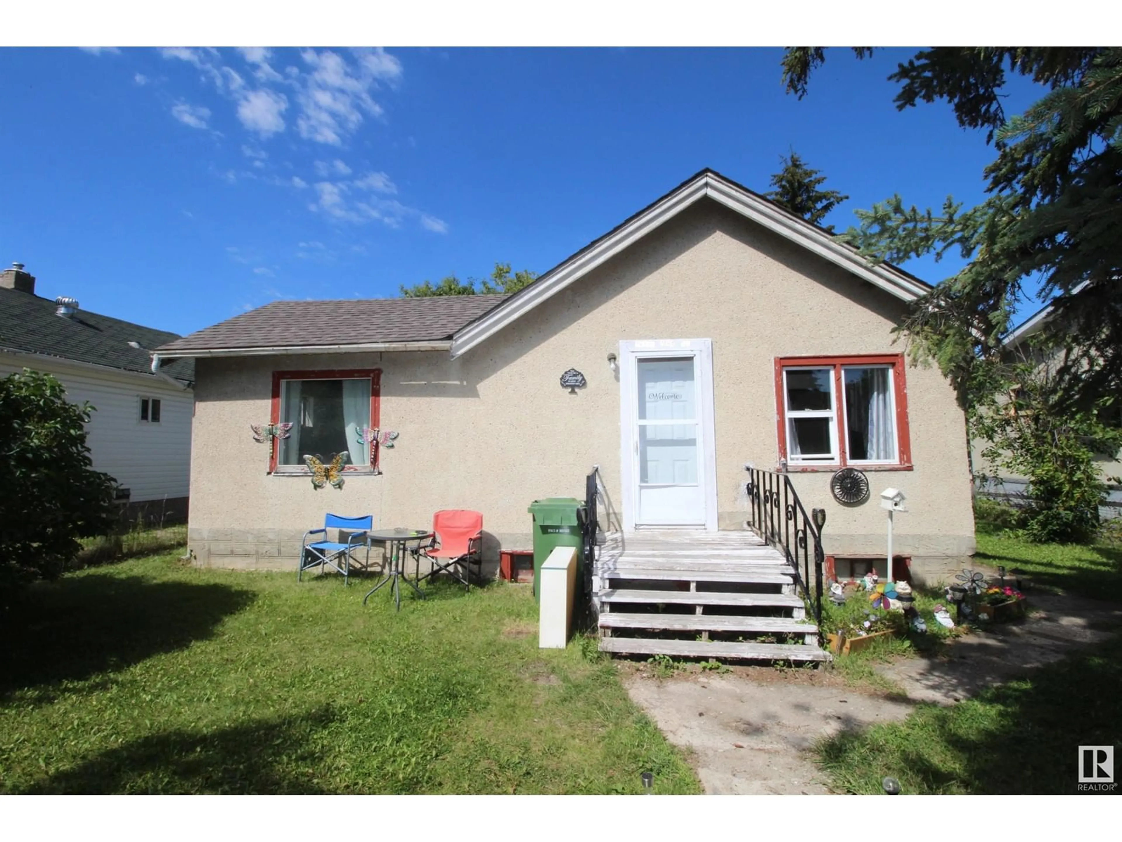 Frontside or backside of a home for 10132 104 ST, Westlock Alberta T7P1V5