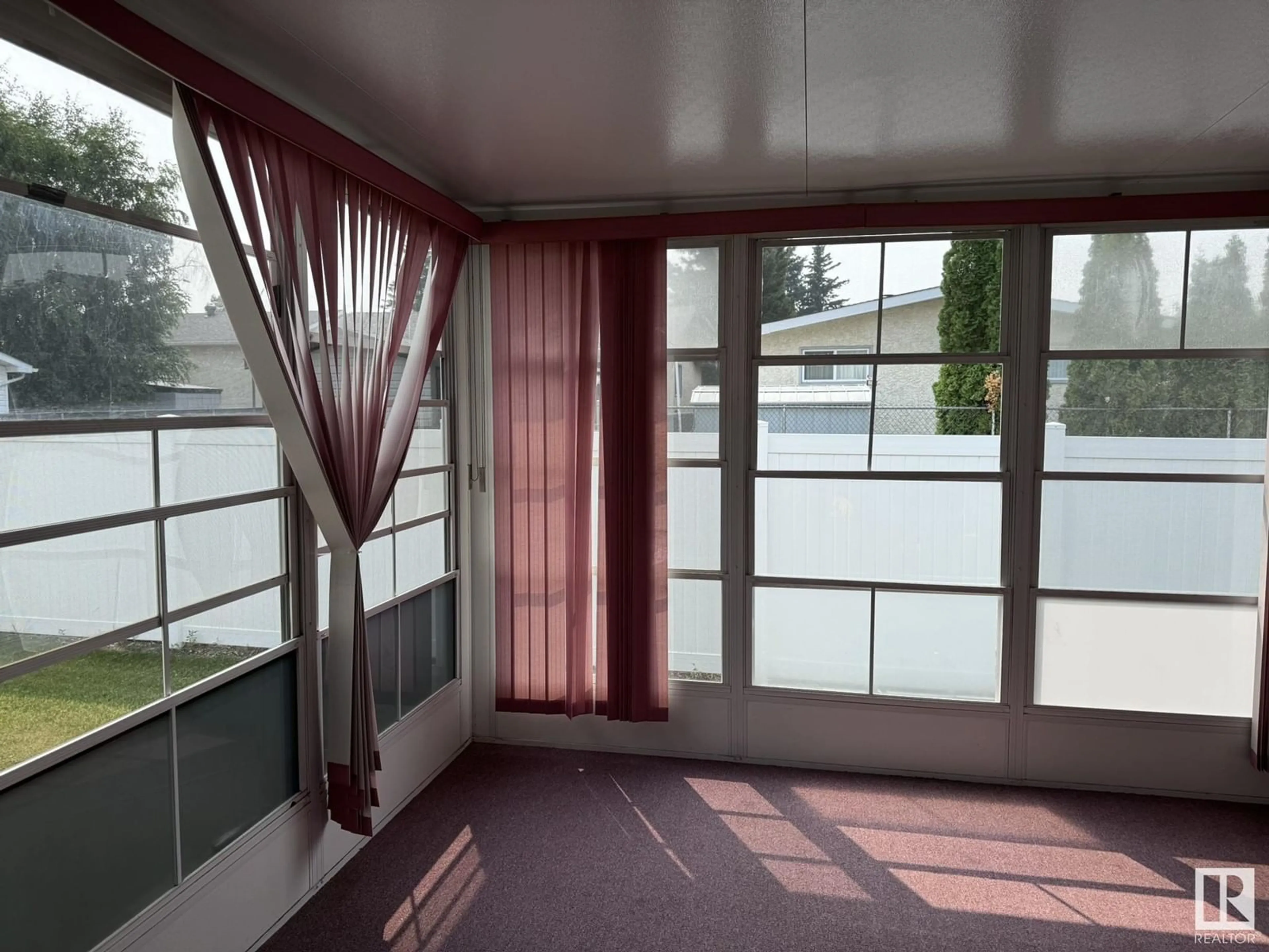A pic of a room for #3 - 11015 105 AV, Westlock Alberta T7P1A1