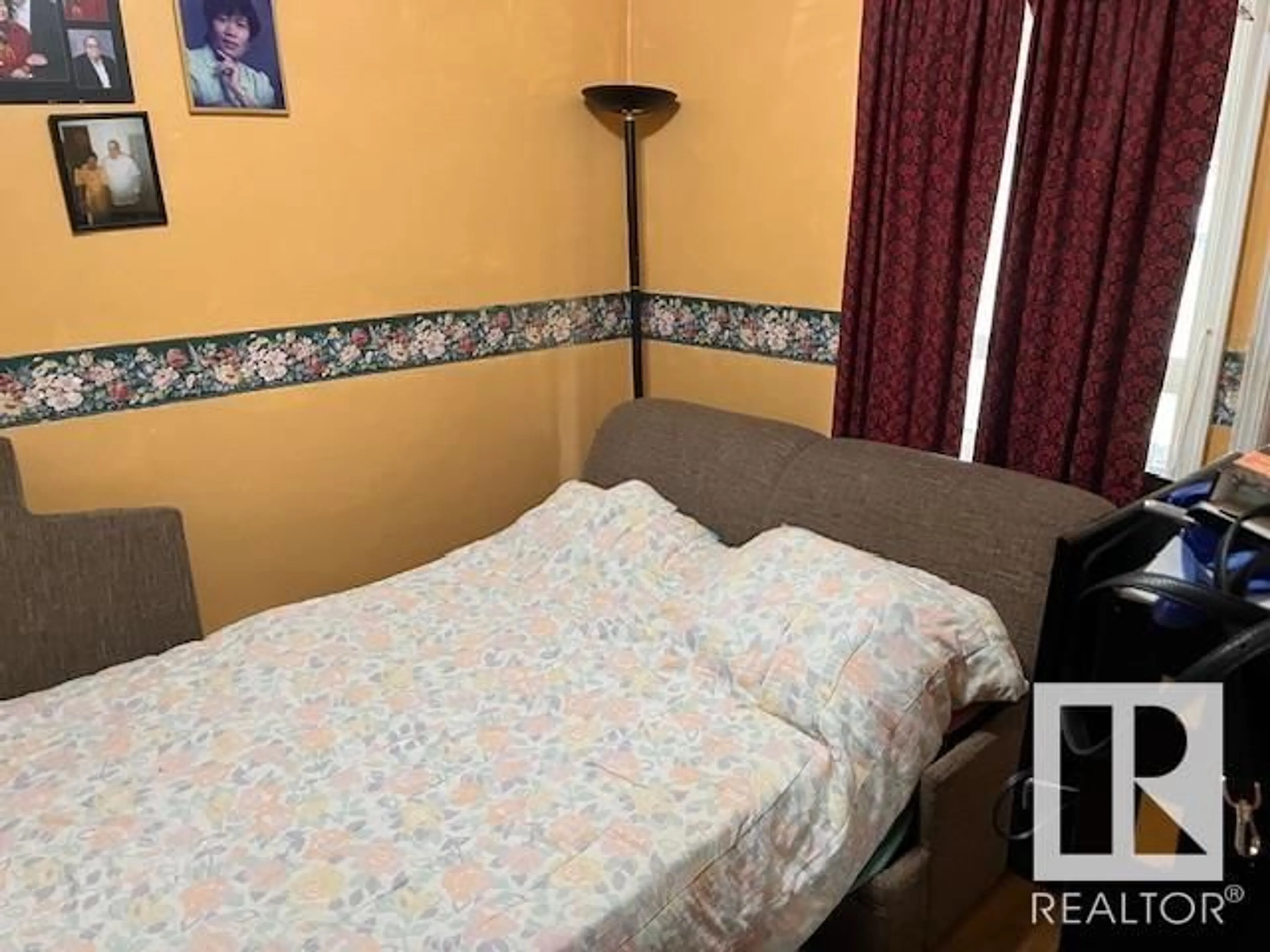 A pic of a room for 11429 89 ST NW, Edmonton Alberta T5B3T7