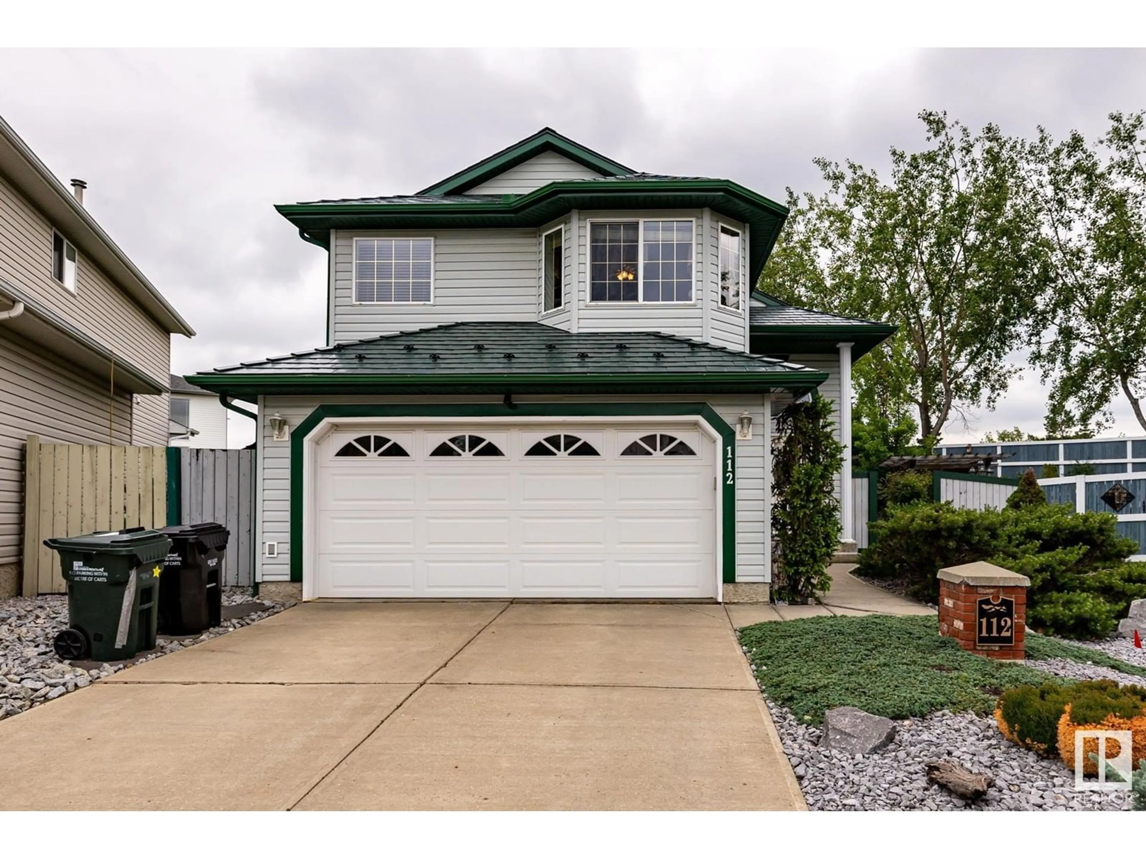 Frontside or backside of a home for 112 Foxhaven PL, Sherwood Park Alberta T8A5Y4