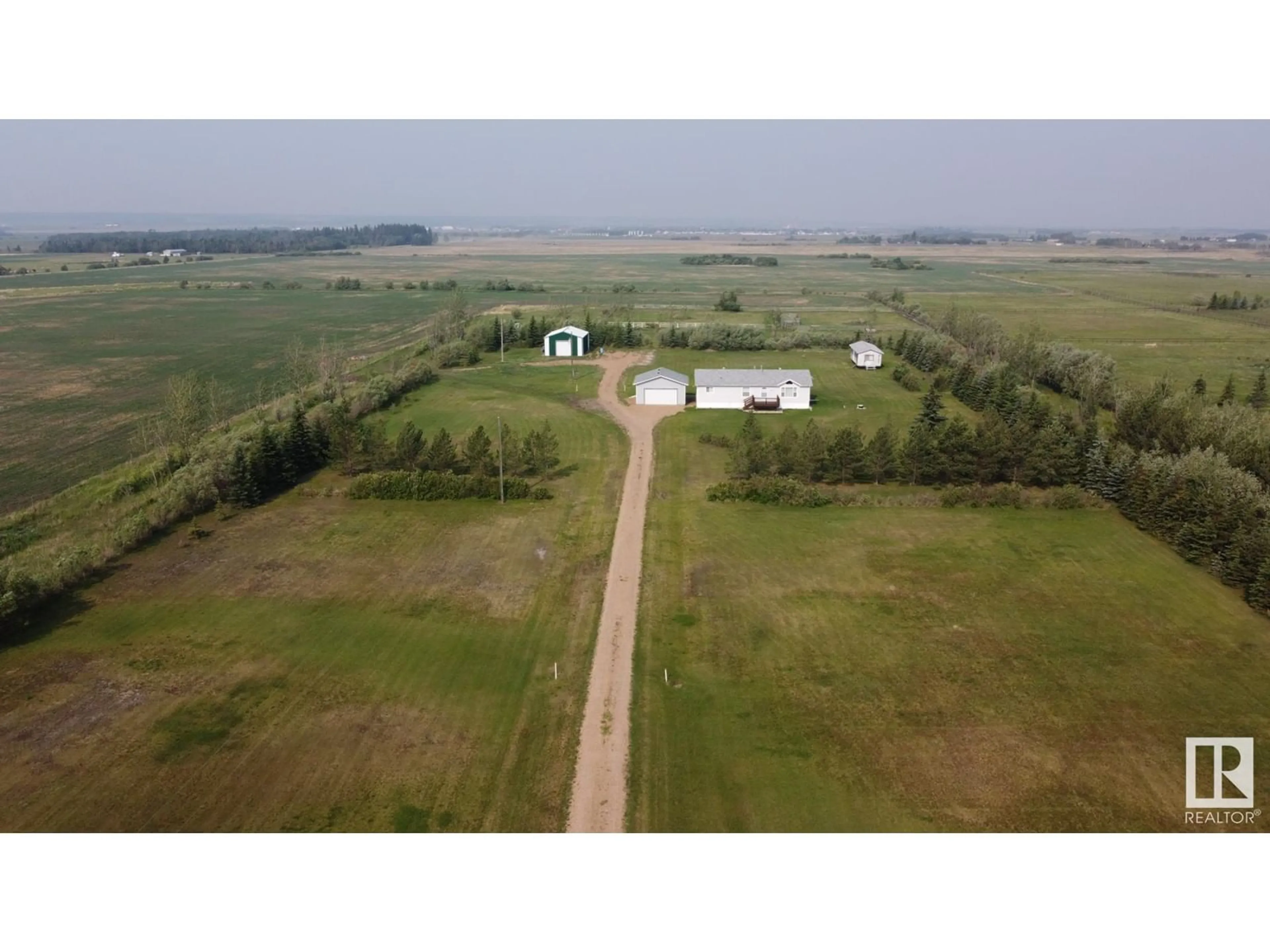 Shed for 553018 RR192, Rural Lamont County Alberta T0B2R0