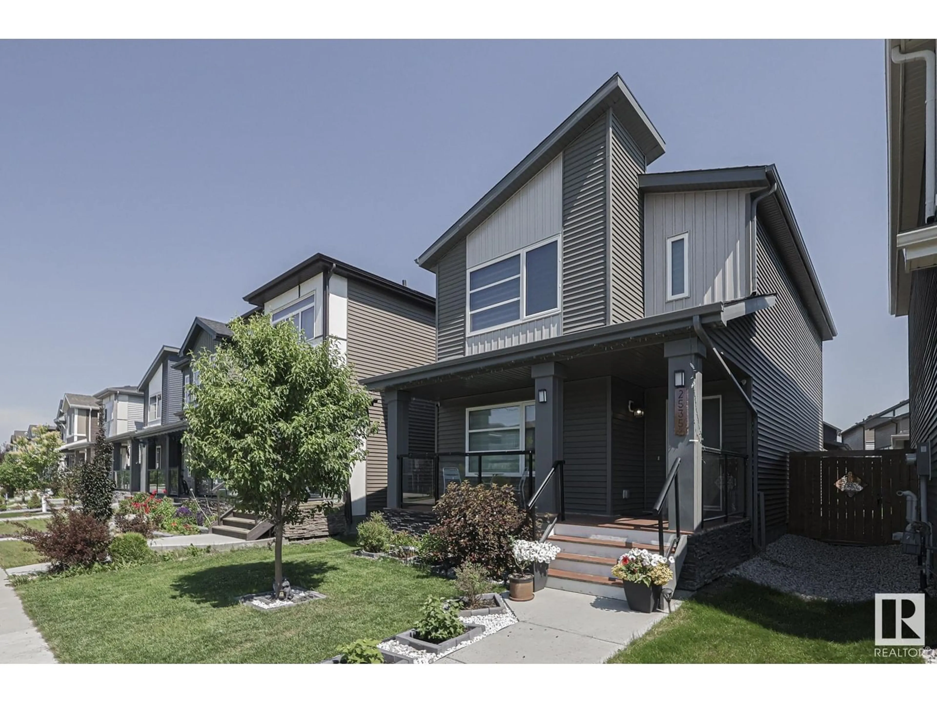 Frontside or backside of a home for 2535 CASEY WY SW, Edmonton Alberta T6W3N3