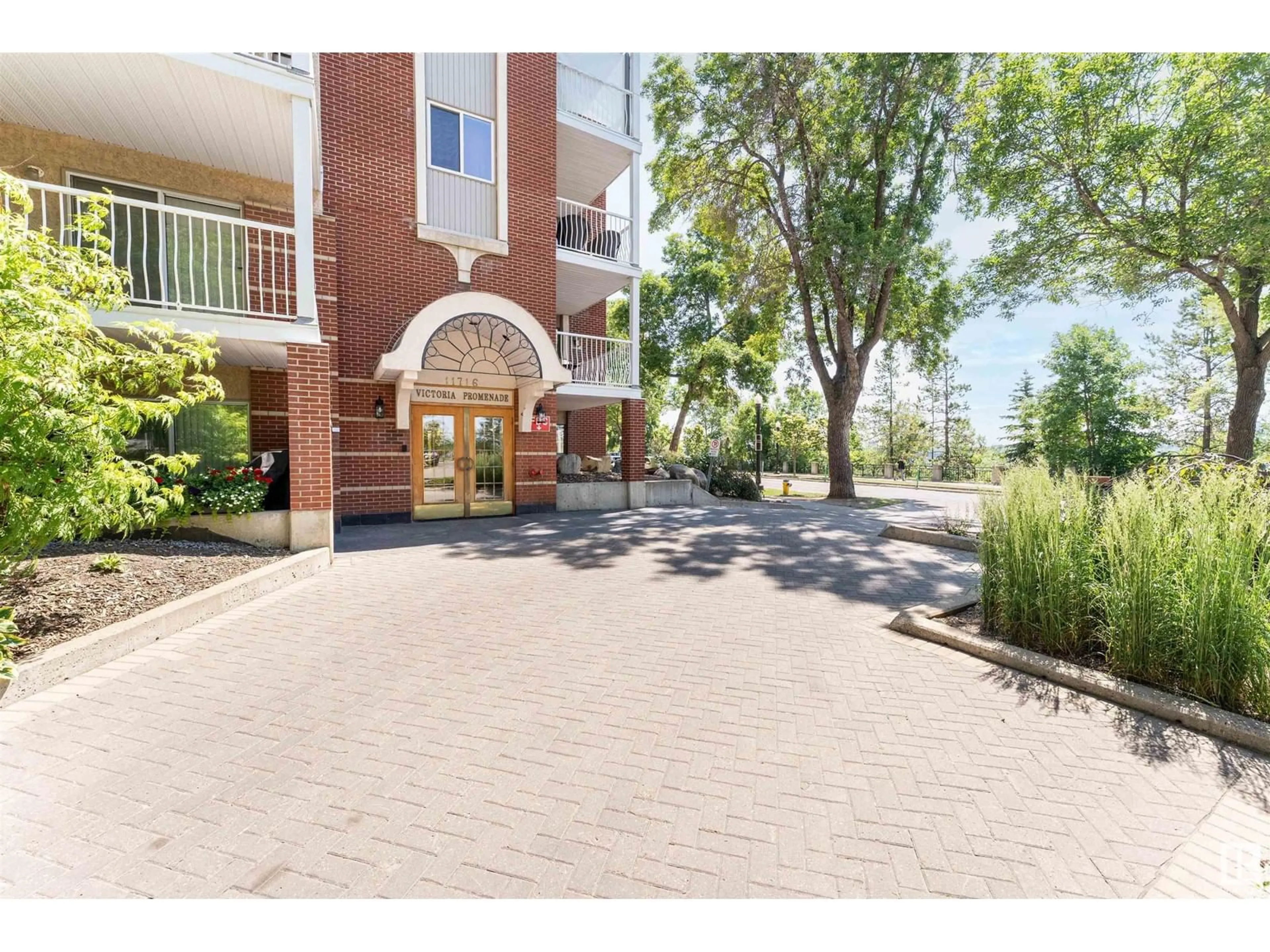 A pic from exterior of the house or condo for #314 11716 100 AV NW, Edmonton Alberta T5K2G3