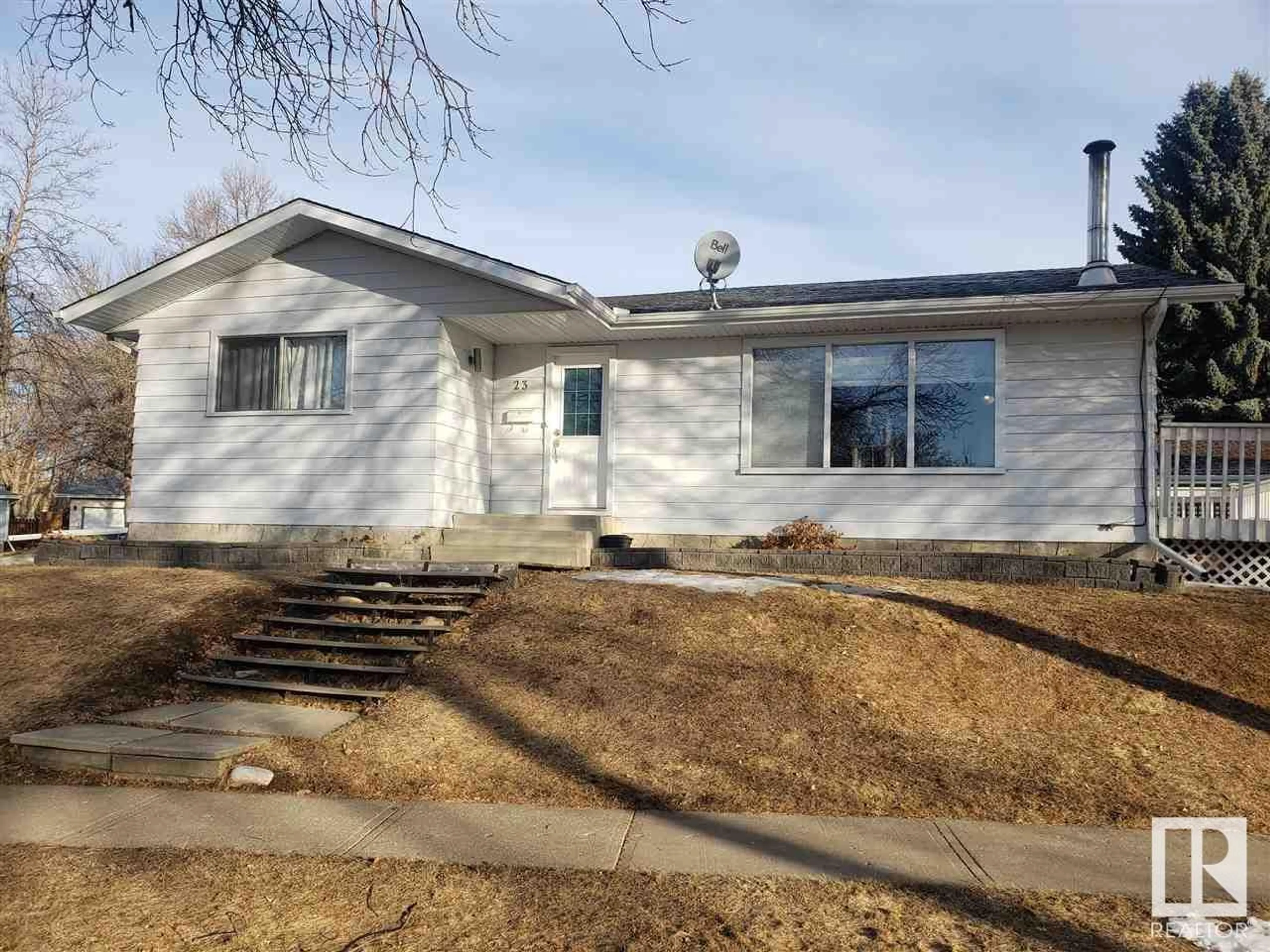 Frontside or backside of a home for 23 Lawrence CR, St. Albert Alberta T8N1T1