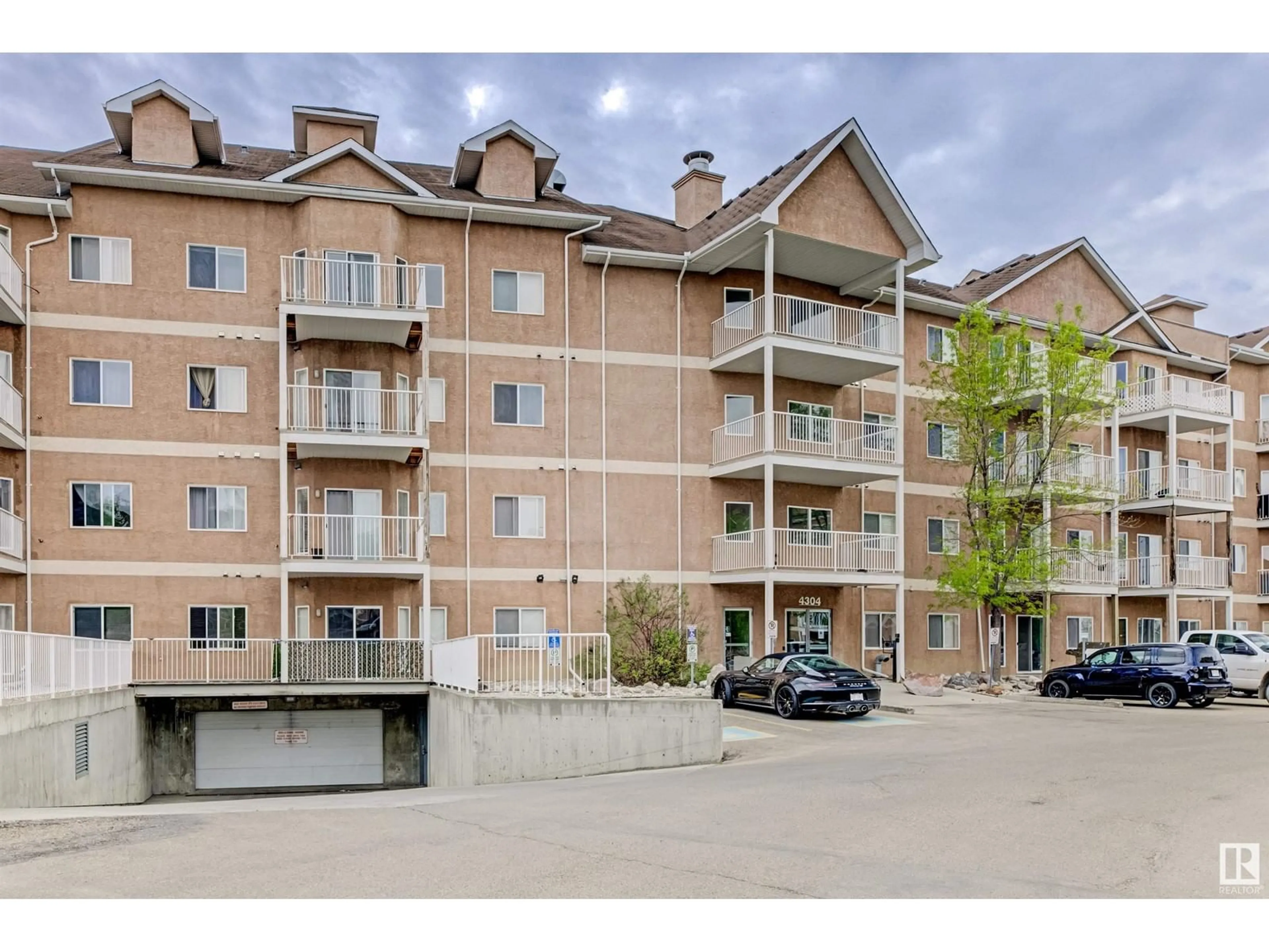 A pic from exterior of the house or condo for #111 4304 139 AV NW, Edmonton Alberta T5Y0H6