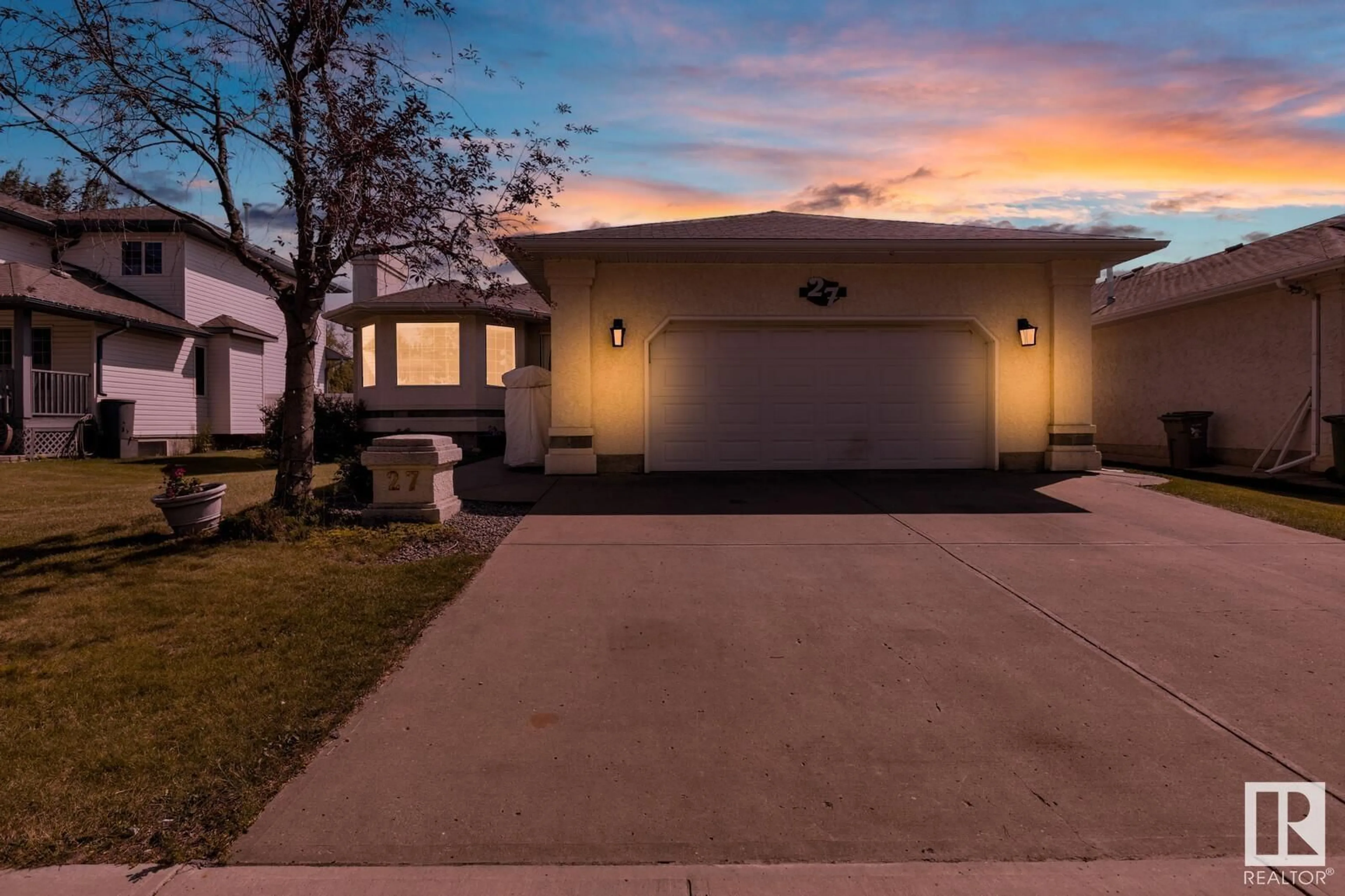 A pic from exterior of the house or condo for 27 COLONIALE WY, Beaumont Alberta T4X1M2