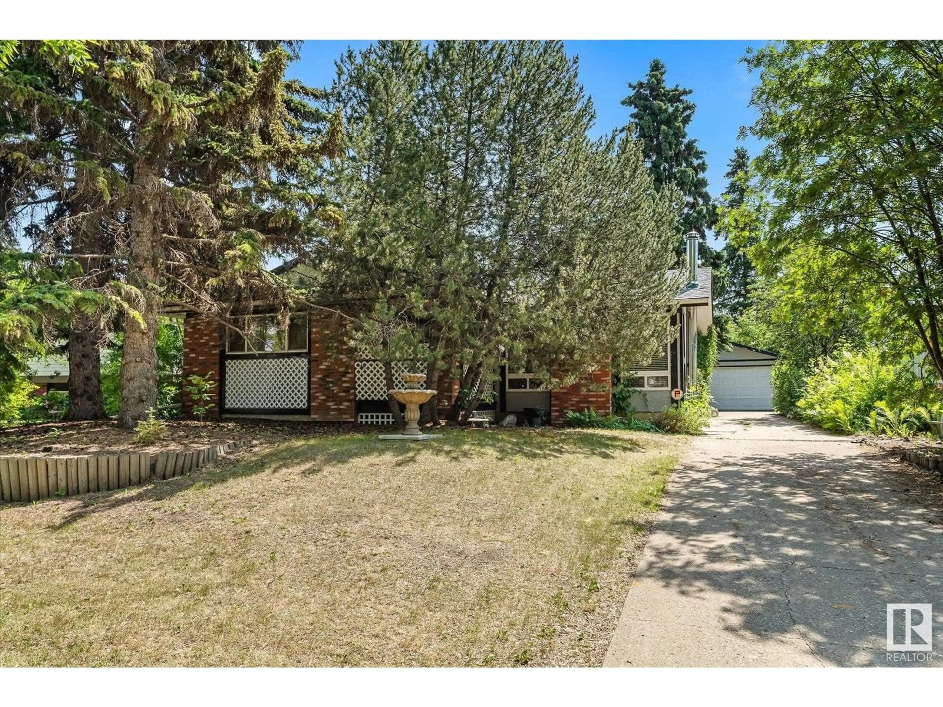 Street view for 5 LONGVIEW CR, St. Albert Alberta T8N2W1