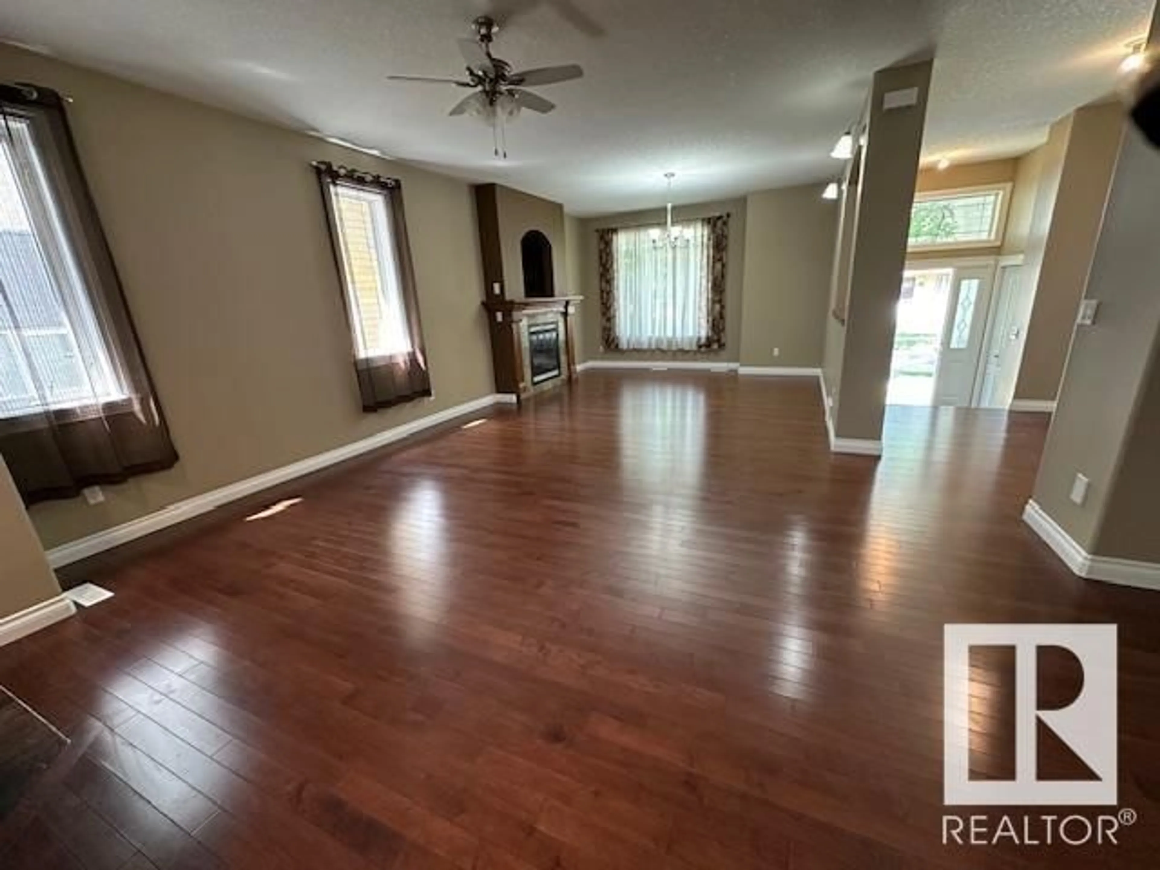 A pic of a room, wood floors for 8747- 83 AV NW NW, Edmonton Alberta T6C1B2