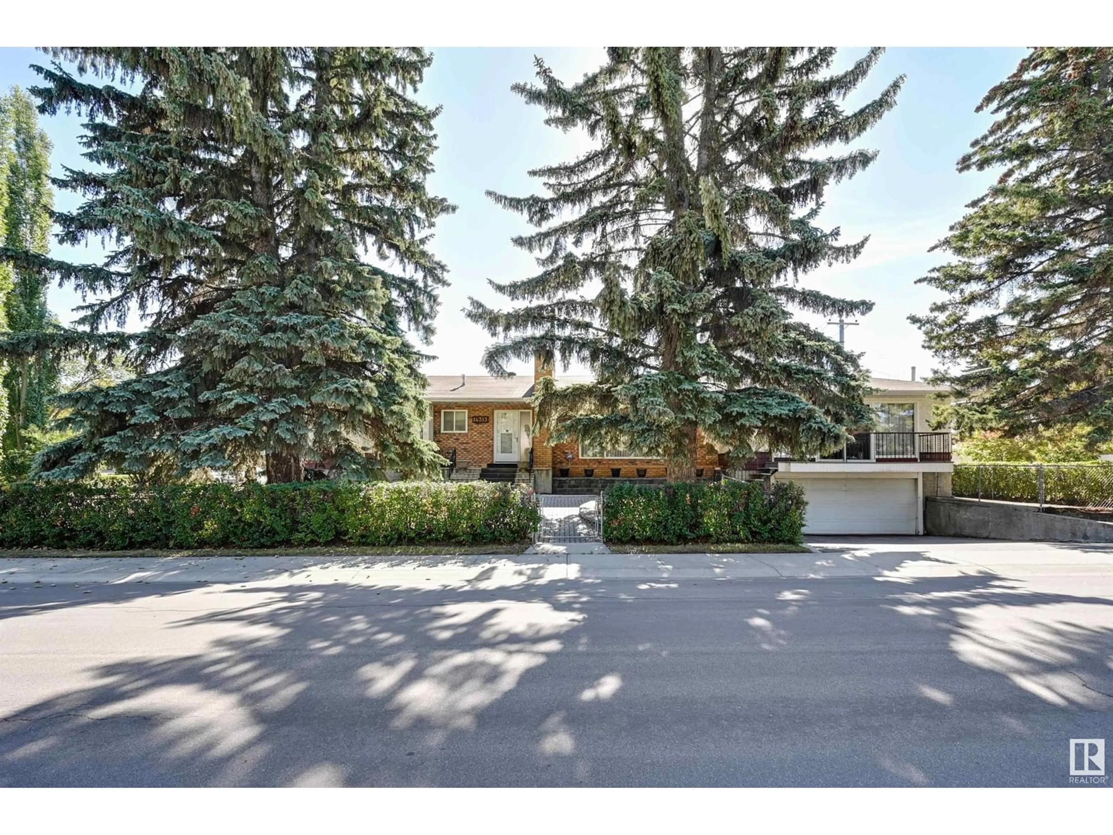 A pic from exterior of the house or condo for 14313 90A AV NW, Edmonton Alberta T5R4X7