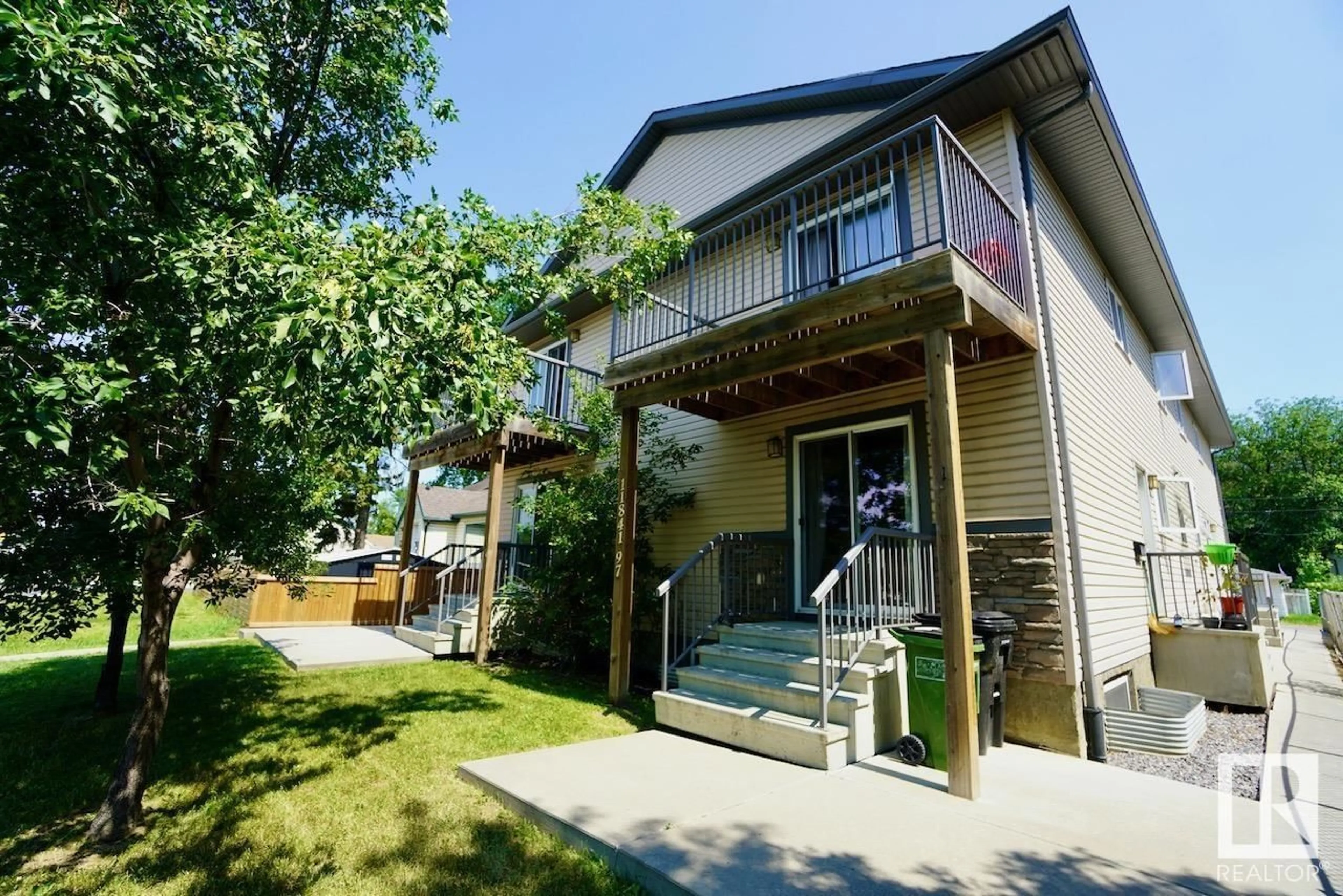 A pic from exterior of the house or condo for #1 11841 97 ST NW, Edmonton Alberta T5G1Y4